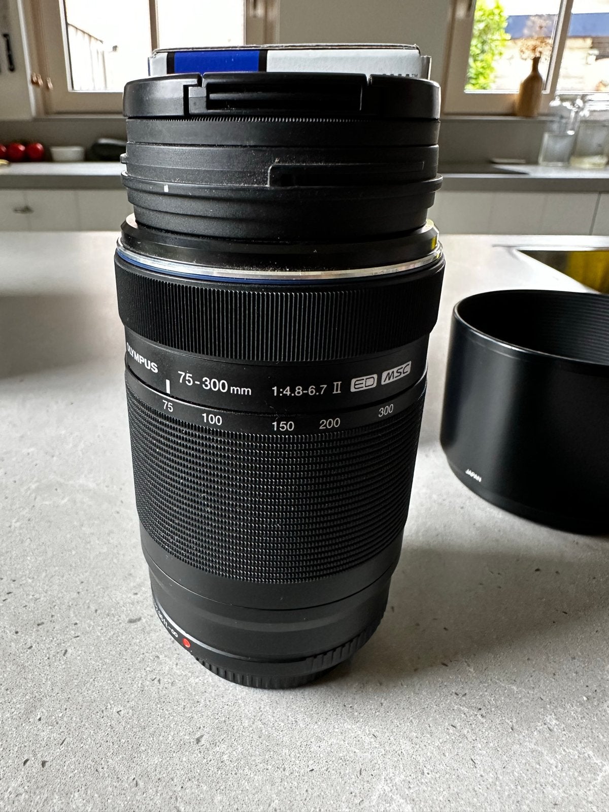 Olympus M.Zuiko Digital ED 75-300mm F4.8-6.7 II Telelens, Audio, Tv en Foto, Fotografie | Lenzen en Objectieven, Autofocus, Micro Four Thirds