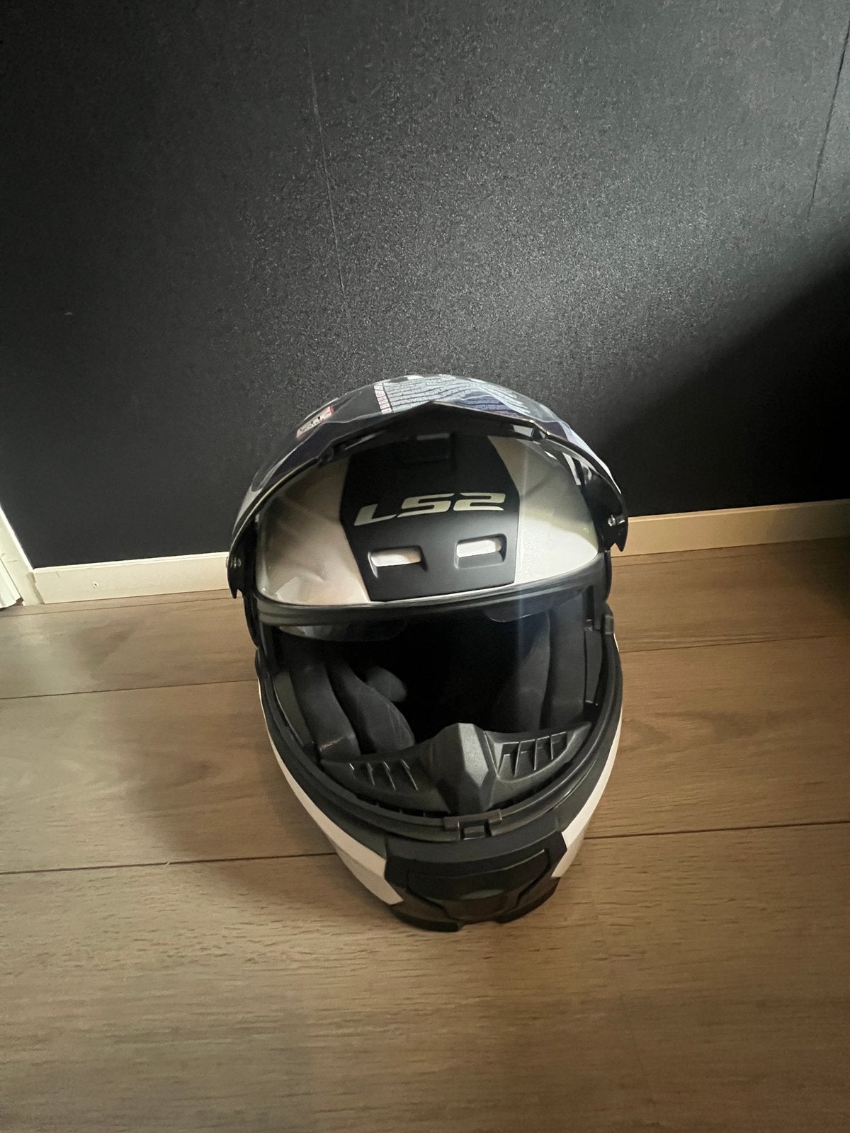 Motorhelm M, Nieuw nooit gebruikt, Ophalen of Verzenden, Integraalhelm, Overige merken