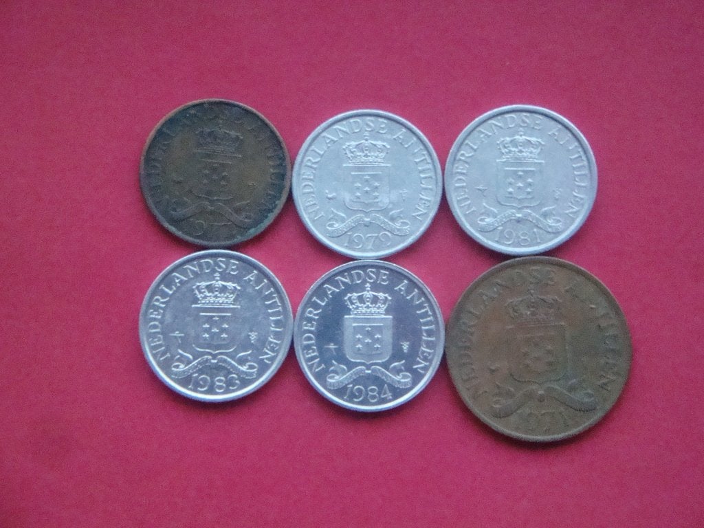 Kavel Nederlandse Antillen setje 1 en 2½ Cent 1971 / 1984., Verzenden, Midden-Amerika, Setje