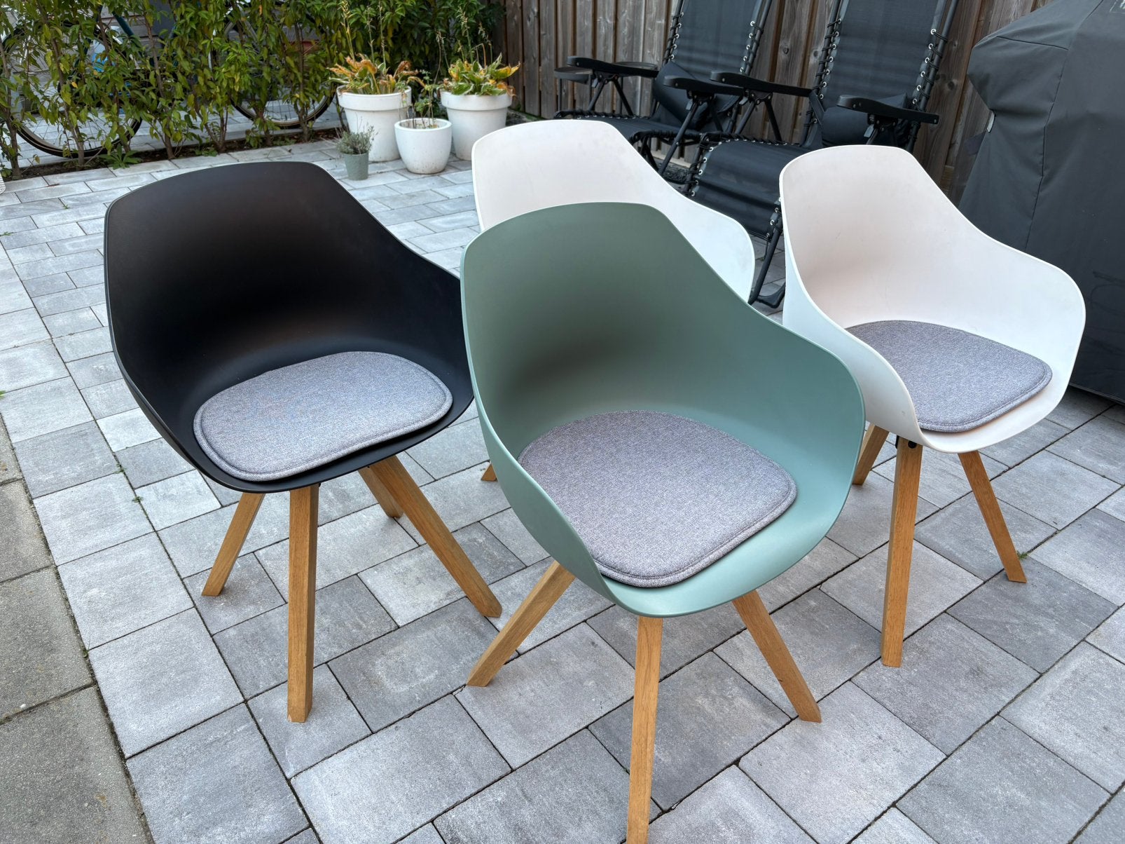 4 kuipstoelen, Huis en Inrichting, Kunststof, Gebruikt, Wit, Ophalen of Verzenden