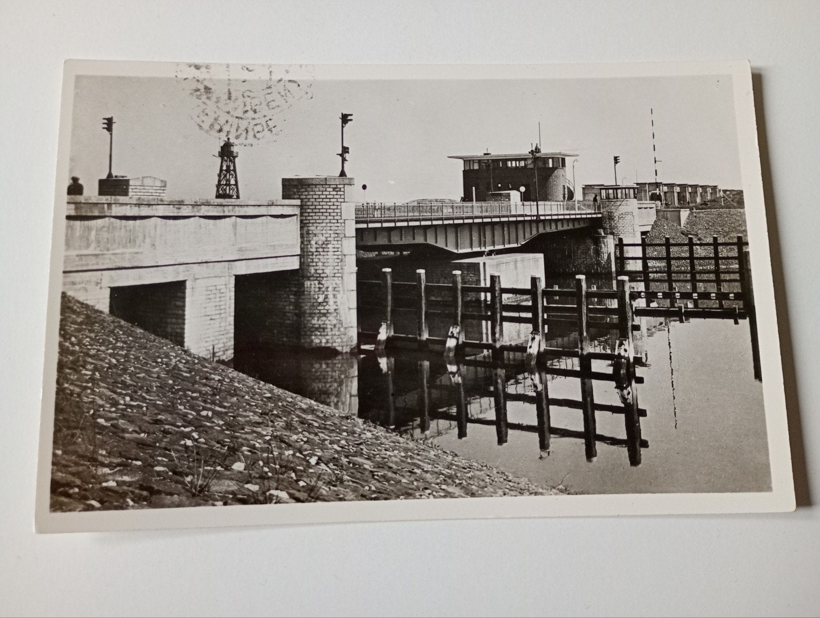 Den Oever 1955, Ophalen of Verzenden, 1940 tot 1960, Gelopen, Noord-Holland