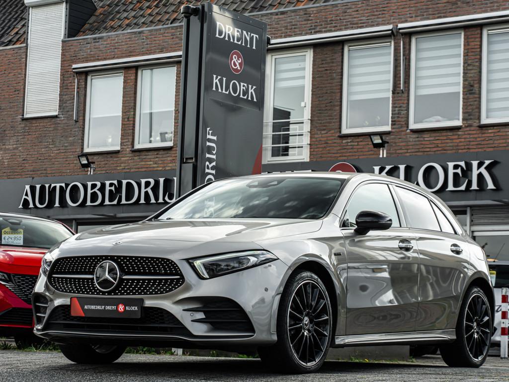 Mercedes-Benz A-Klasse 250e AMG BRUIN LEDER ELEK SPIEGELS 19, Gebruikt, Euro 6, 4 cilinders, 74 km