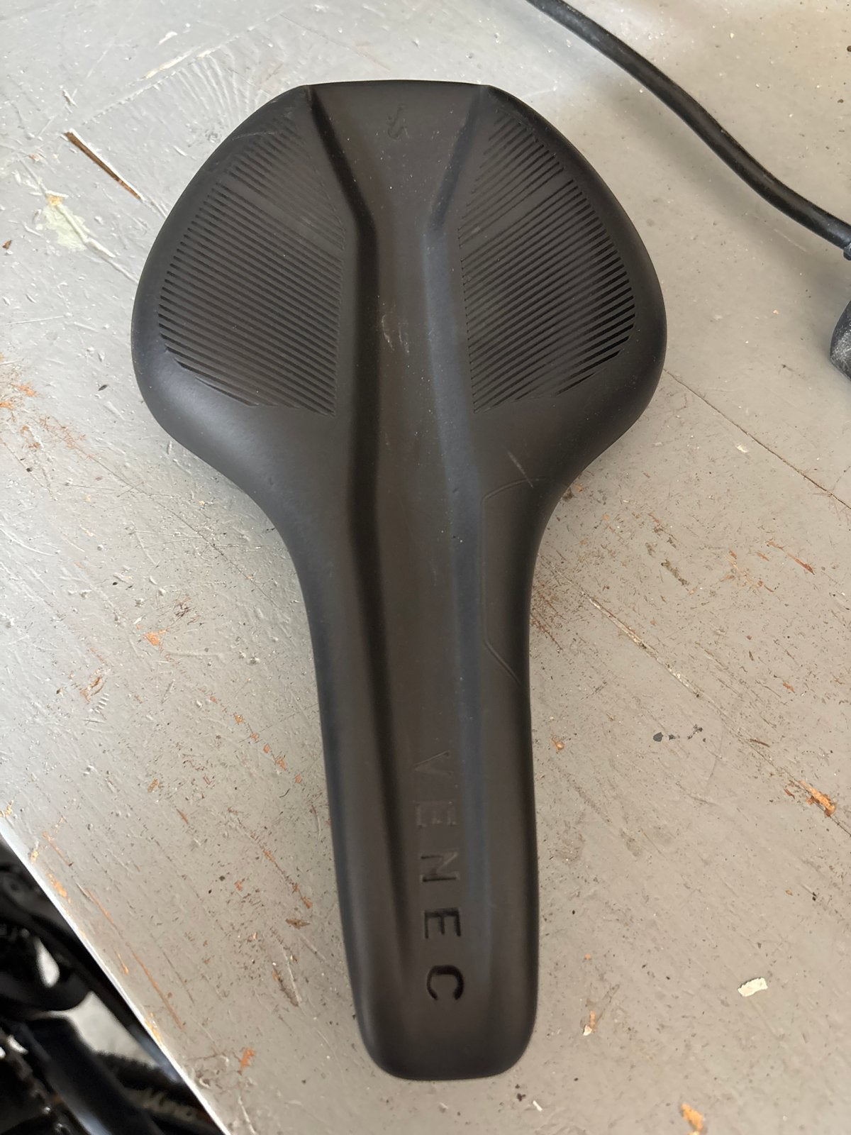 VENEC natural fit fietsZadel - Comfortabel en Duurzaam, Kunststof, Ophalen of Verzenden, Zo goed als nieuw, Zadel
