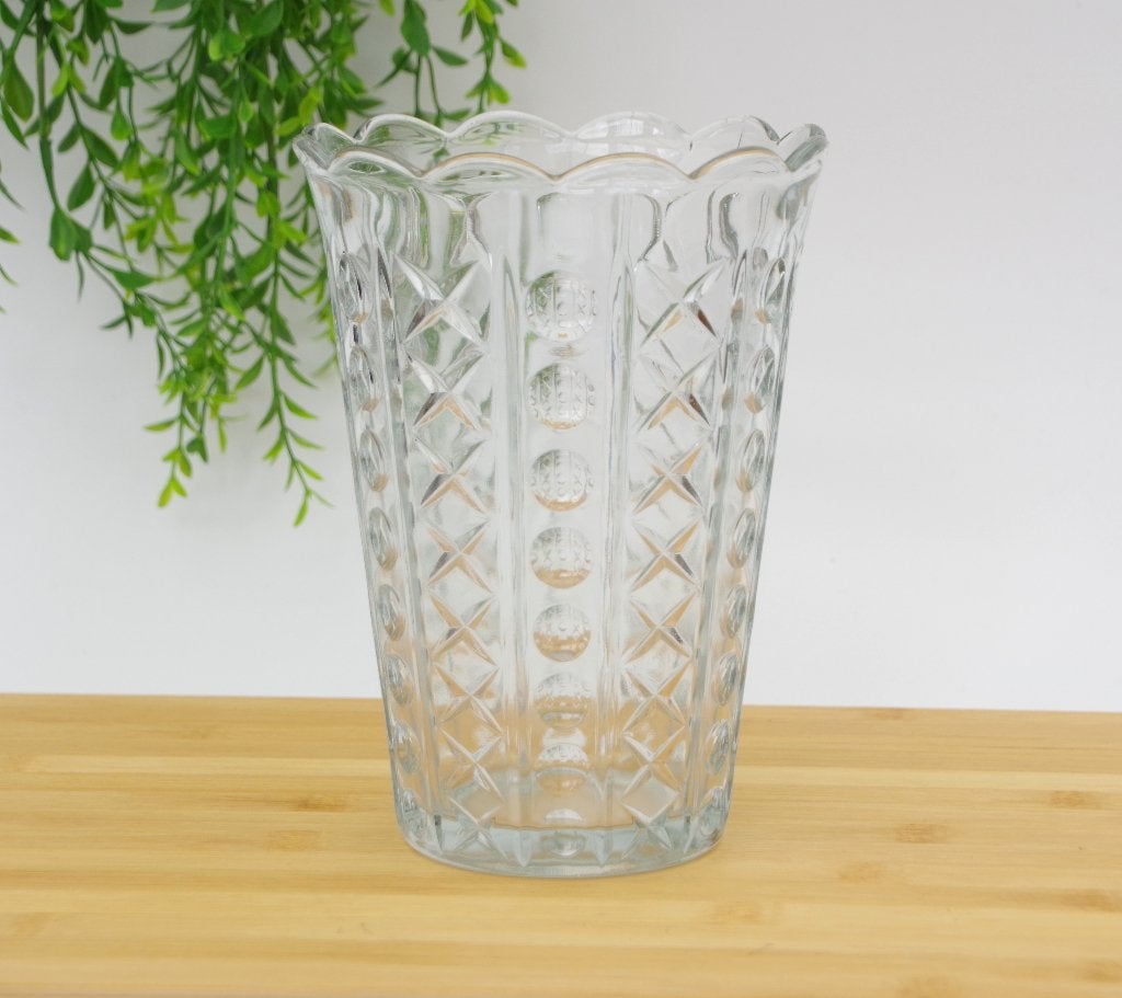 G.J. Thomassen - Glasfabriek Leerdam - bloemen vaas., Overige kleuren, Met patroon/structuur, Ophalen of Verzenden, 18 cm