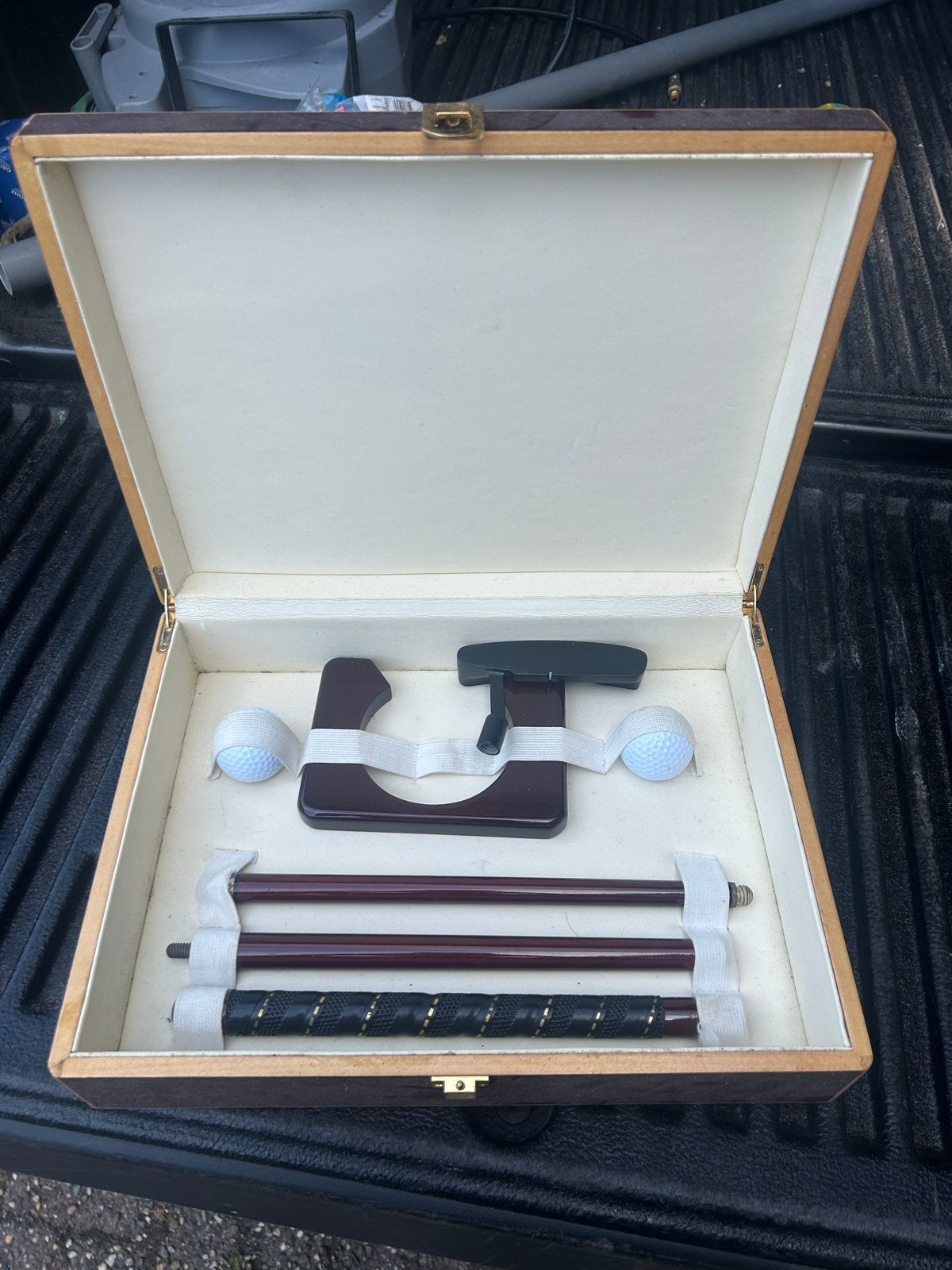 Mini Golf Putter Set in Luxe Houten Koffer, Sport en Fitness, Ophalen, Zo goed als nieuw, Set, Overige merken