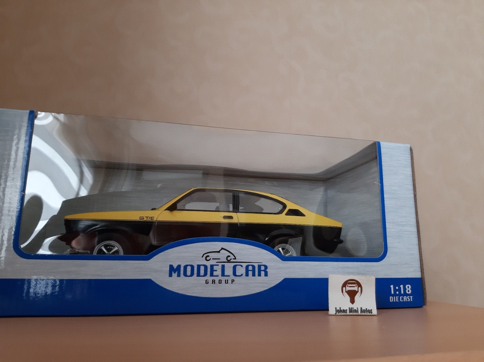 Opel Kadett C Coupe GT/E 1975 Geel/Zwart van MCG 1:18, Hobby en Vrije tijd, Modelauto's | 1:18, Overige merken, MCG, Auto, Nieuw