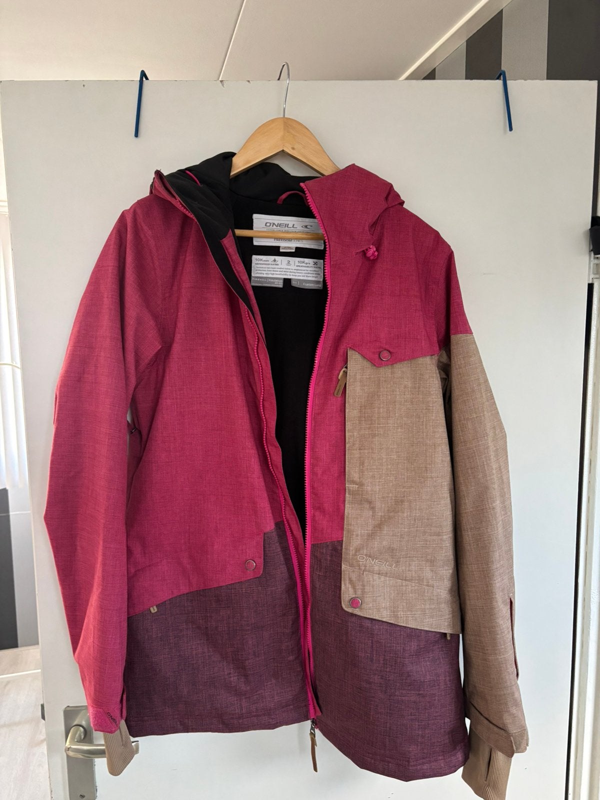 Dames O’Niell ski jas, Kleding | Dames, Ophalen, Zo goed als nieuw, Maat 38/40 (M), Jack