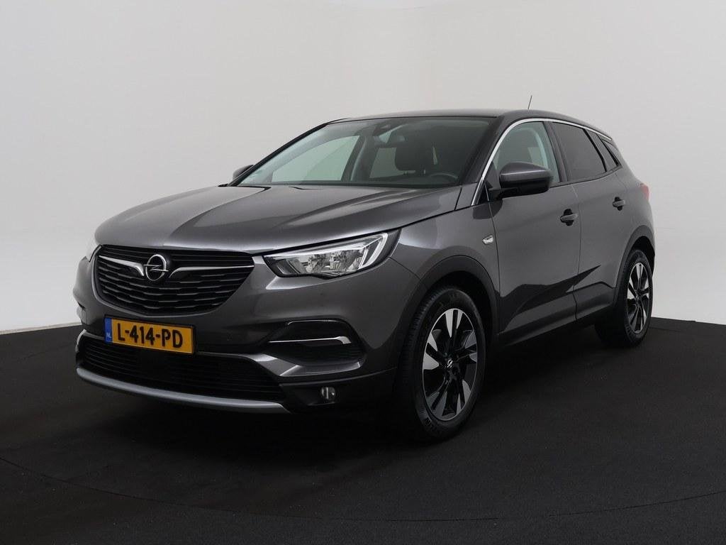 Opel Grandland X 1.2T Executive Automaat Camera/Trekhaak/Ecc, Auto's, Opel, Gebruikt, 1199 cc, Leder en Stof, 3 cilinders