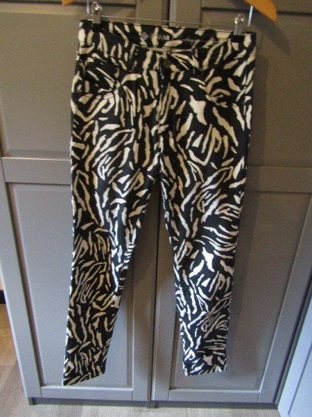 G853 Para Mi 40 L32 jeans zwart wit model Celine high waist, Maat 38/40 (M), Para Mi, Verzenden, Zwart