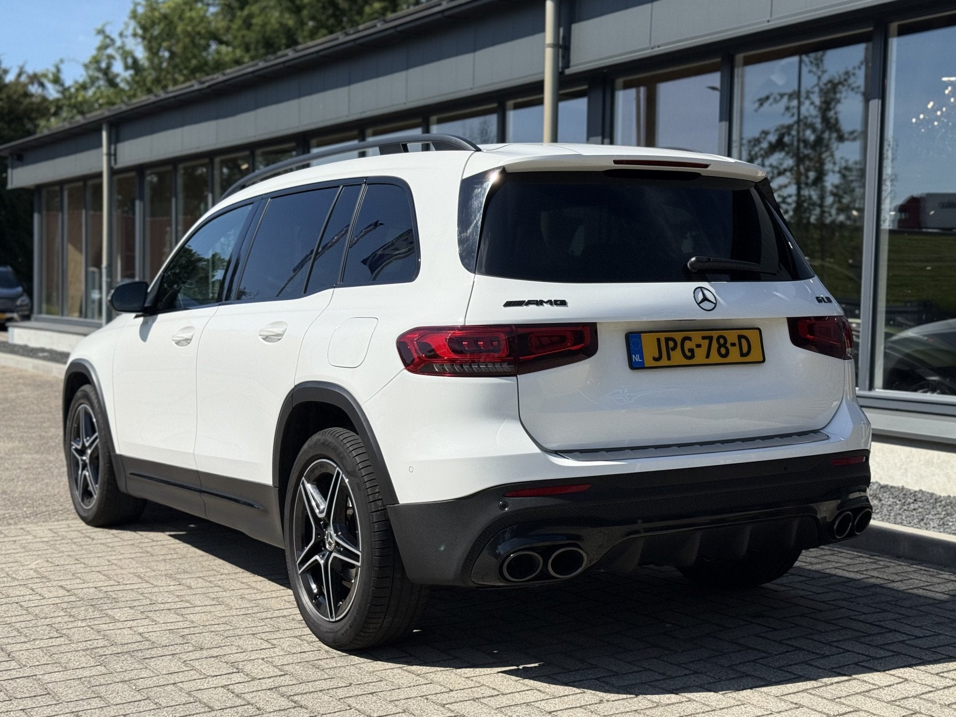 Mercedes-Benz GLB 200 Business Solution AMG (bj 2020), Dealer onderhouden, Automatische klimaatregeling, 4 cilinders, Wit