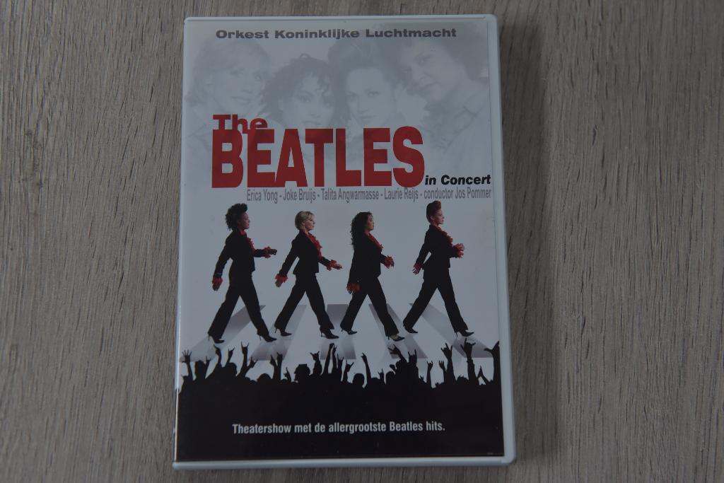 ORKEST KONINKLIJKE LUCHTMACHT = THE BEATLES IN CONCERT 2DVDb, Verzenden, Alle leeftijden, Boxset, Muziek en Concerten