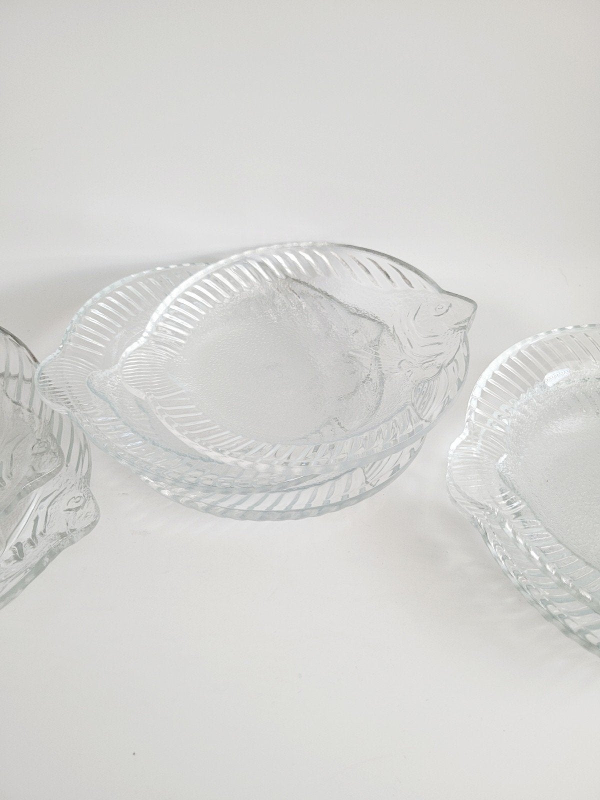 izgs Prachtige glazen bordjes vis vorm, Antiek en Kunst, Antiek | Glas en Kristal, Ophalen of Verzenden