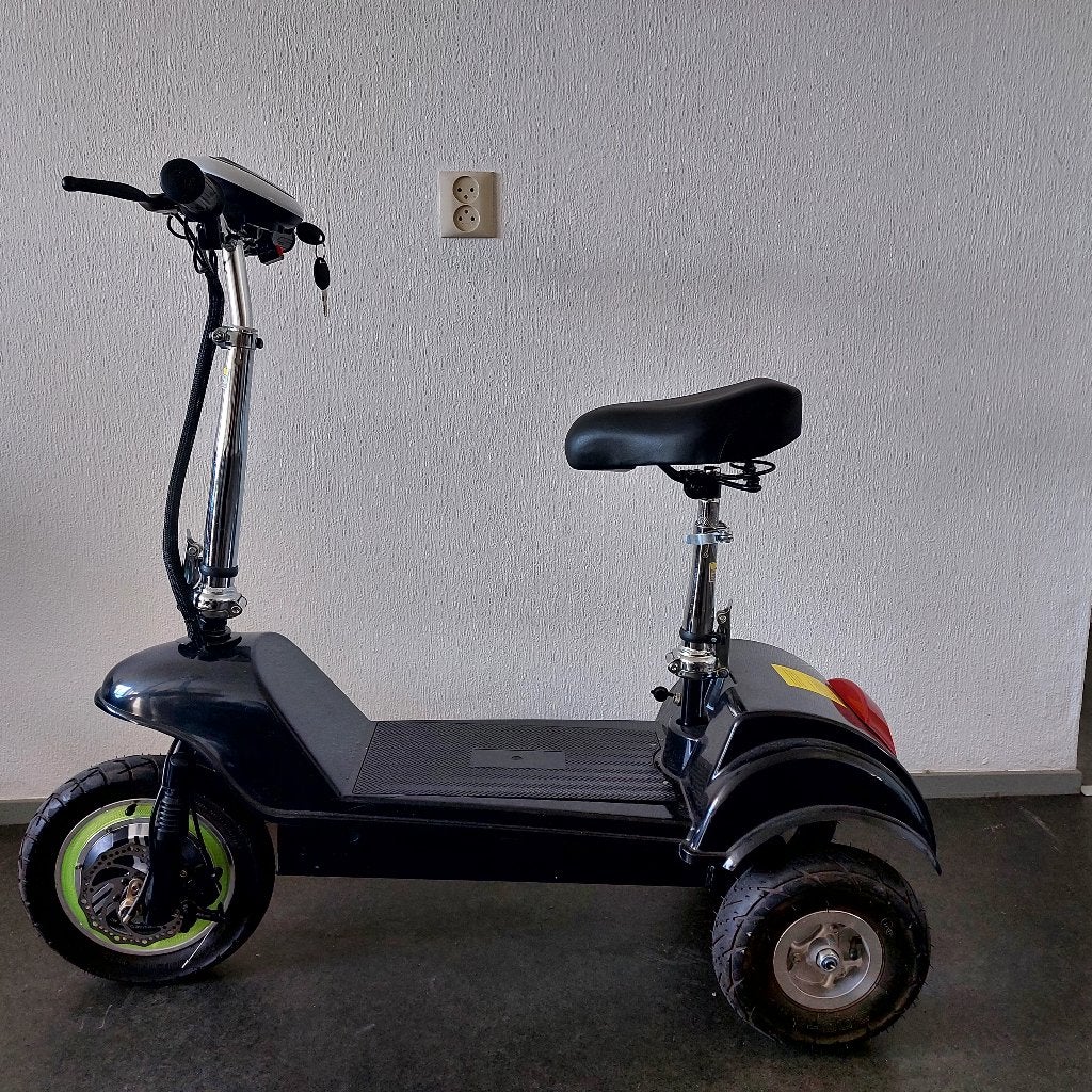 Opvouwbare elektrische scootmobiel, Ophalen, Zo goed als nieuw, Elektrisch