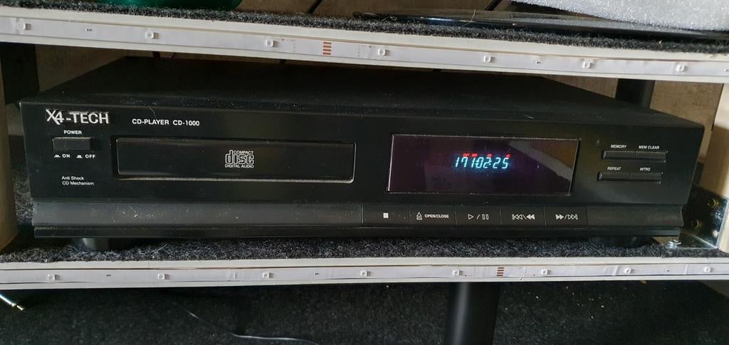 X4-TECH CD-speler CD-1000 - Compact en Functioneel, Ophalen of Verzenden, Gebruikt, Overige merken