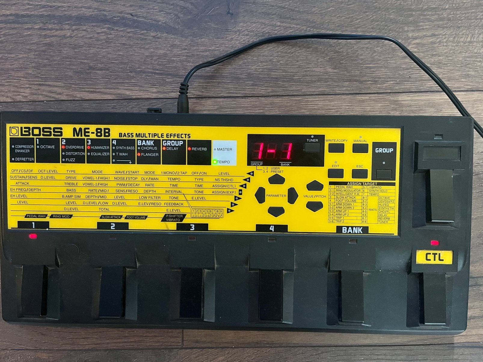 Boss me8-b incl -nieuwe- originele voeding, Ophalen of Verzenden, Zo goed als nieuw, Delay of Echo