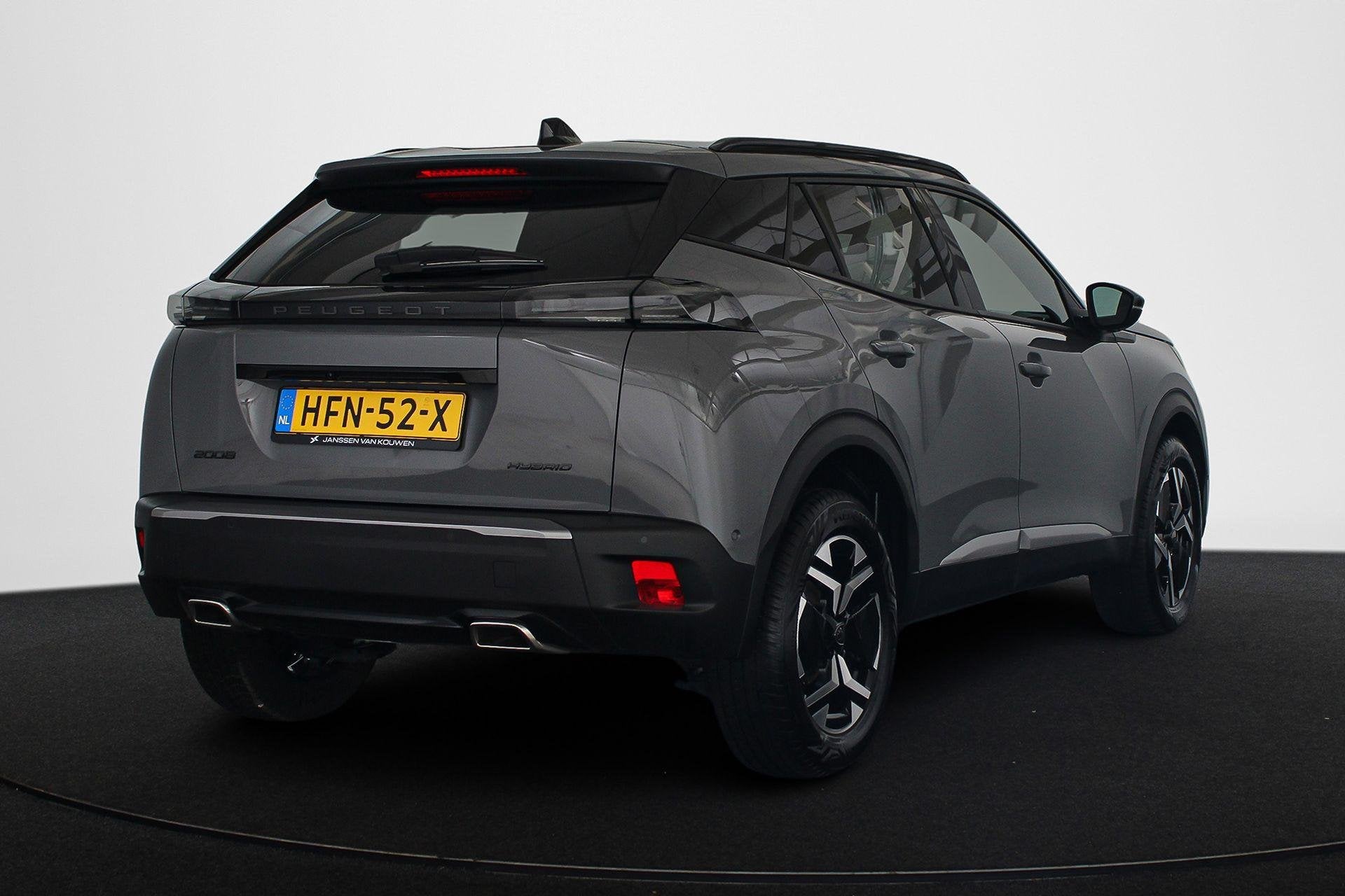 Peugeot 2008 1.2 Hybrid 145 Allure Keyless 360-Camera Dodeho, Auto's, 1272 kg, Euro 6, 1199 cc, Leder en Stof