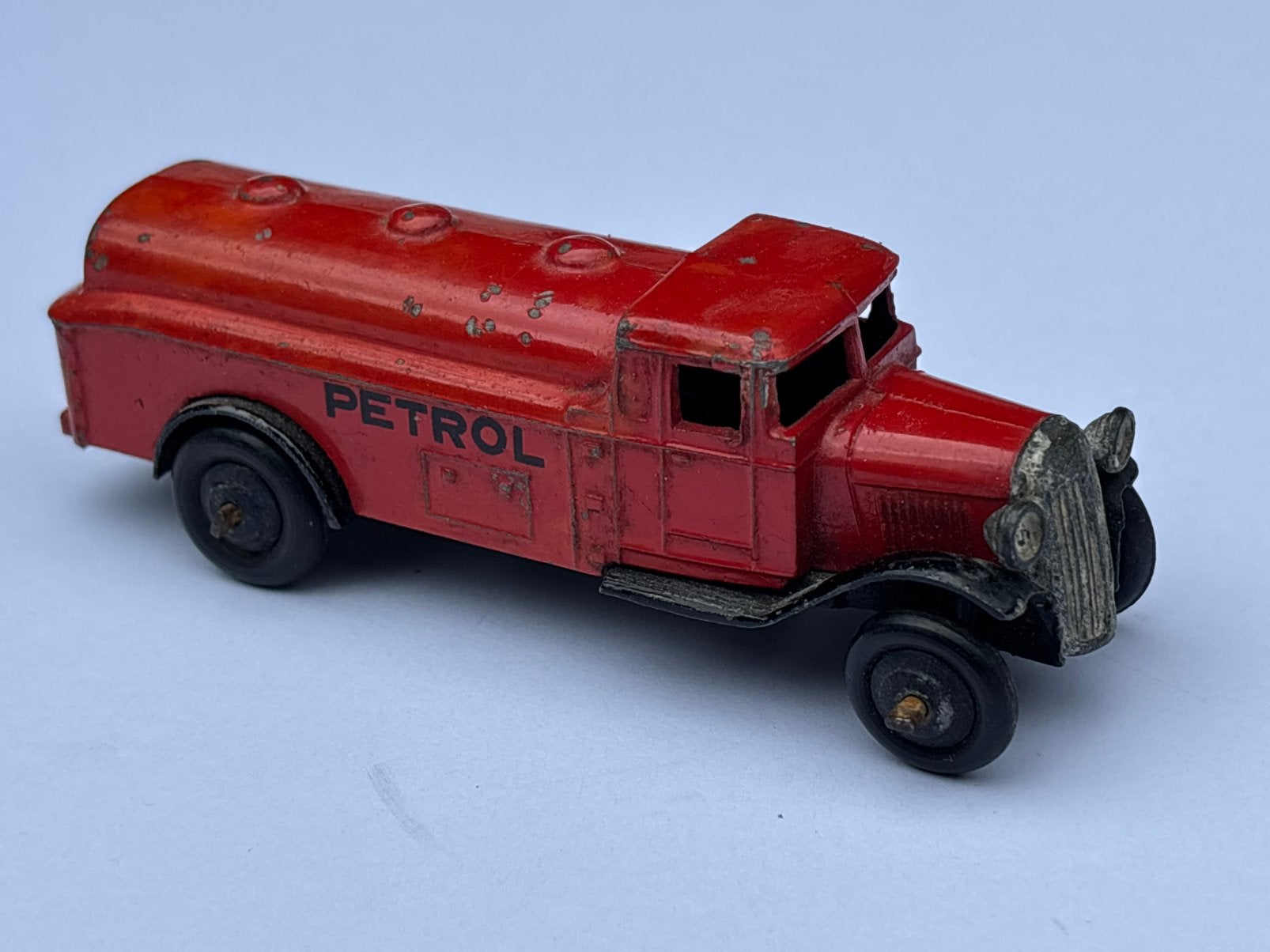 Dinky Toys 25D Petrol Tanker ** Early BEAUTY & TOPPER!, Hobby en Vrije tijd, Modelauto's | 1:43, Ophalen of Verzenden, Zo goed als nieuw