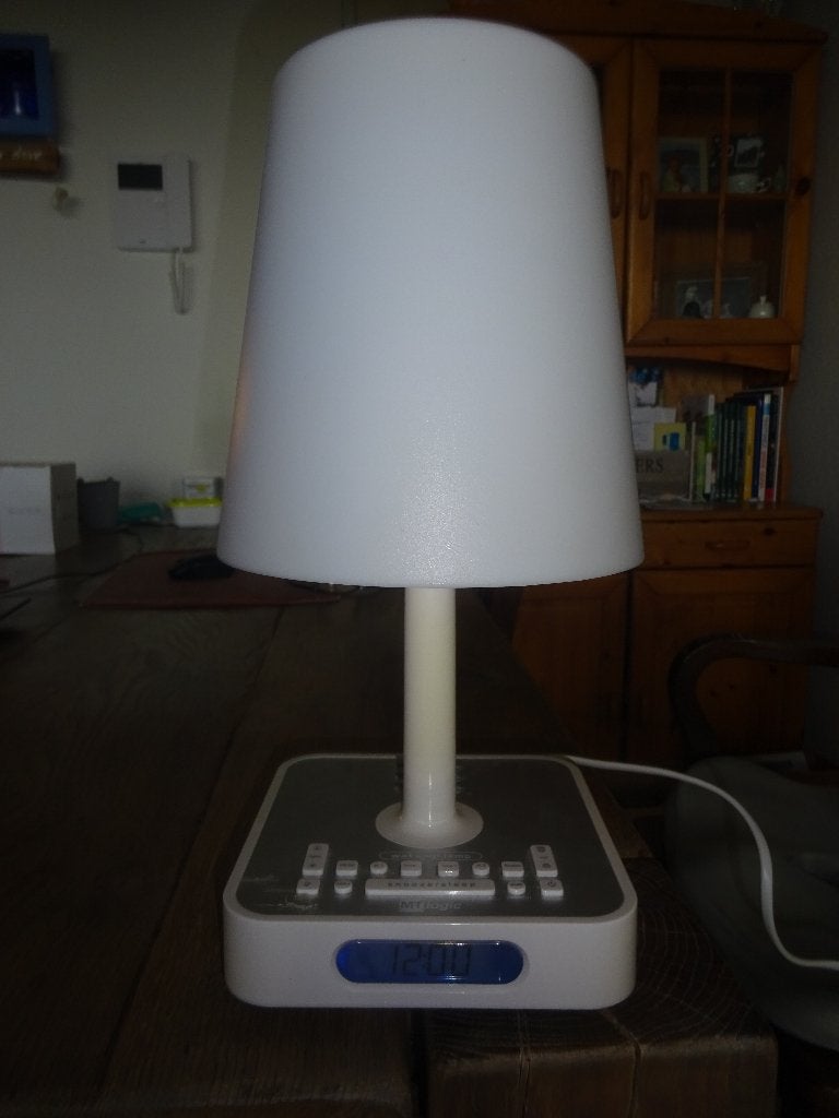 Lamp-Wekkerradio, Huis en Inrichting, Woonaccessoires | Overige, Ophalen, Gebruikt, Overige stijlen, Kunststof