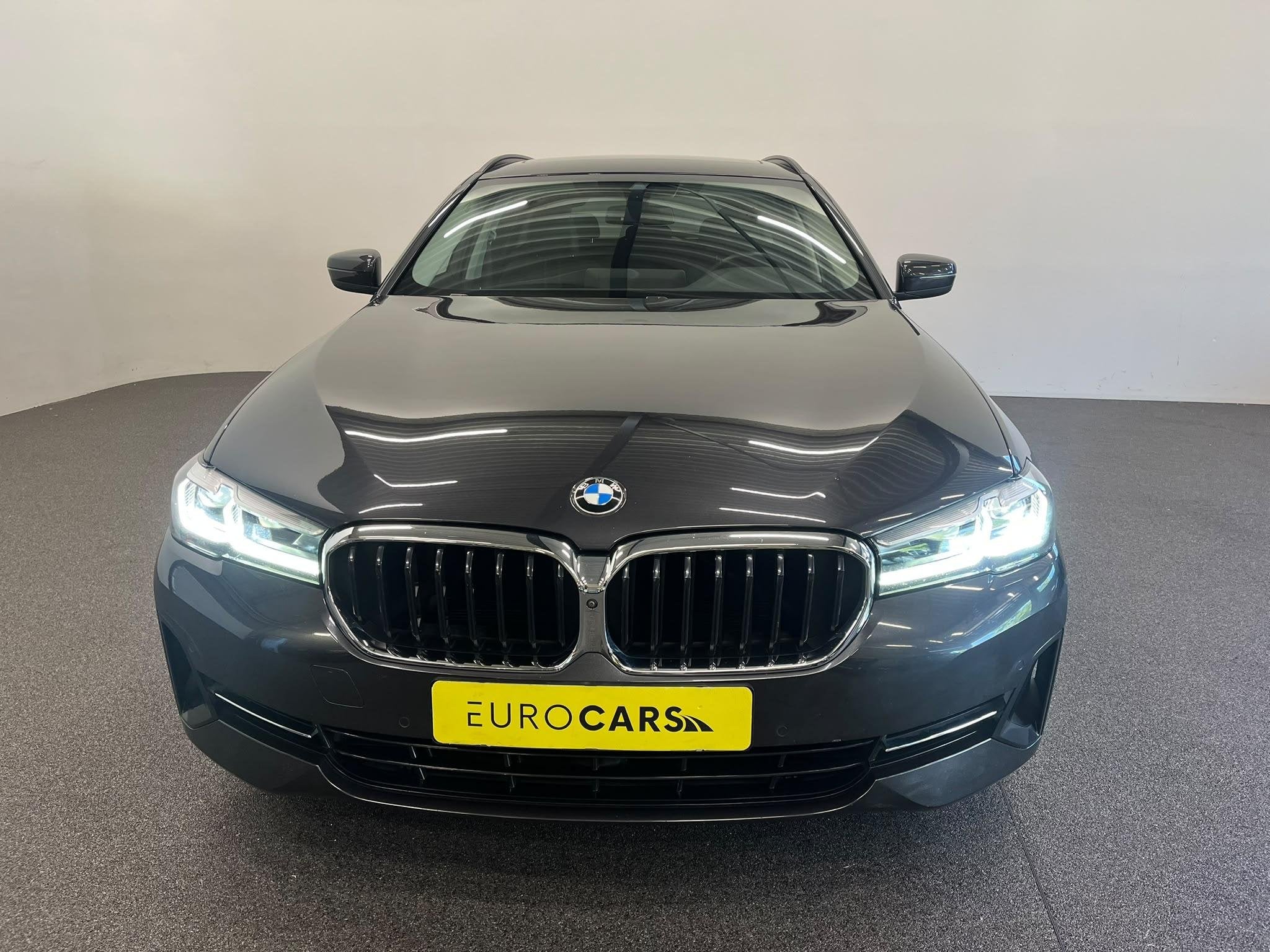 BMW 5-serie Touring 530e High Executive Panoramadak Navigati, Auto's, 1998 cc, Achterwielaandrijving, Gebruikt, 4 cilinders