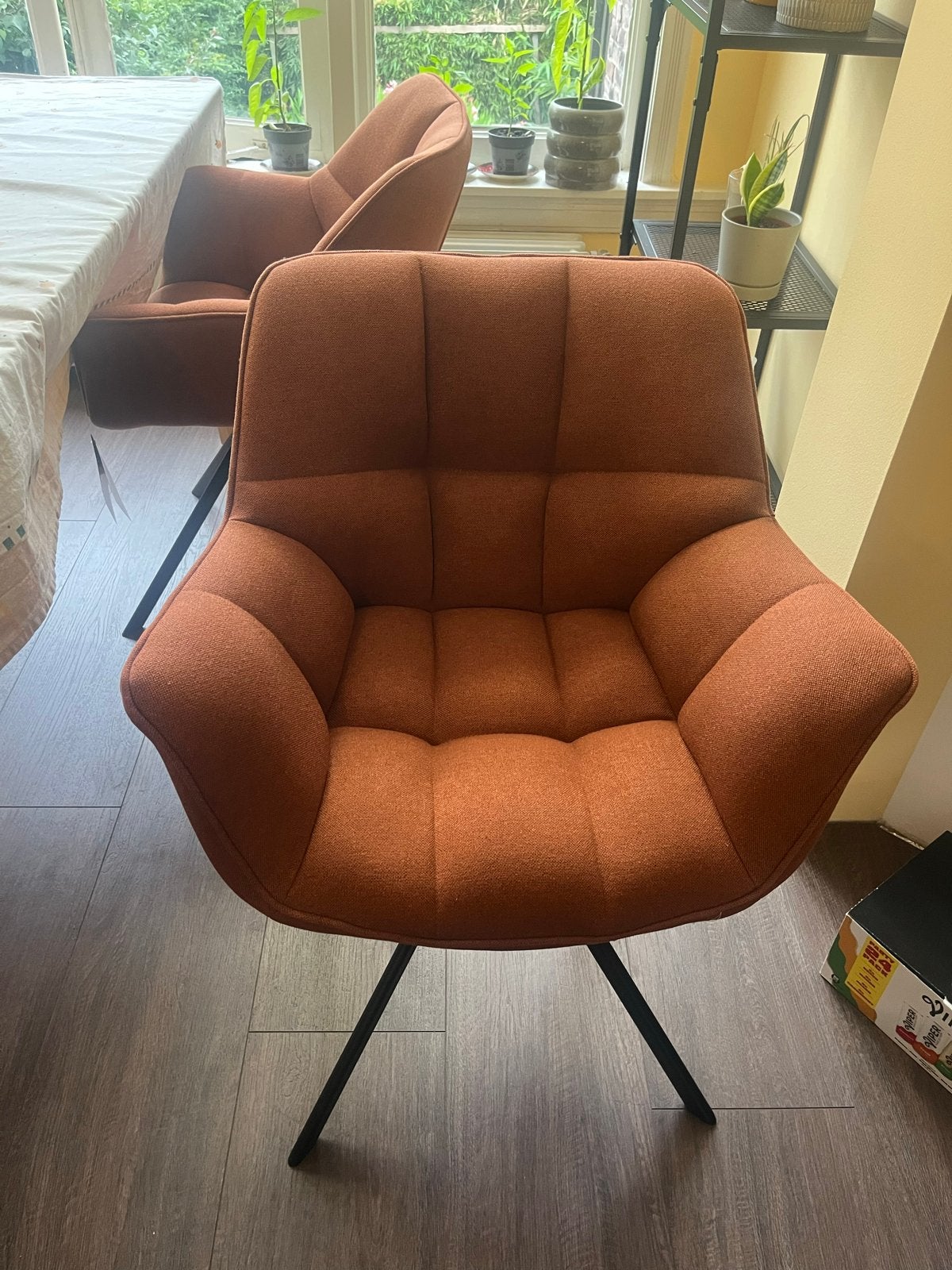 4x Rivièra Maison Carnaby Bruin Draaibare Eetkamerstoel, Huis en Inrichting, Stoelen, Ophalen, Bruin, Nieuw, Vier
