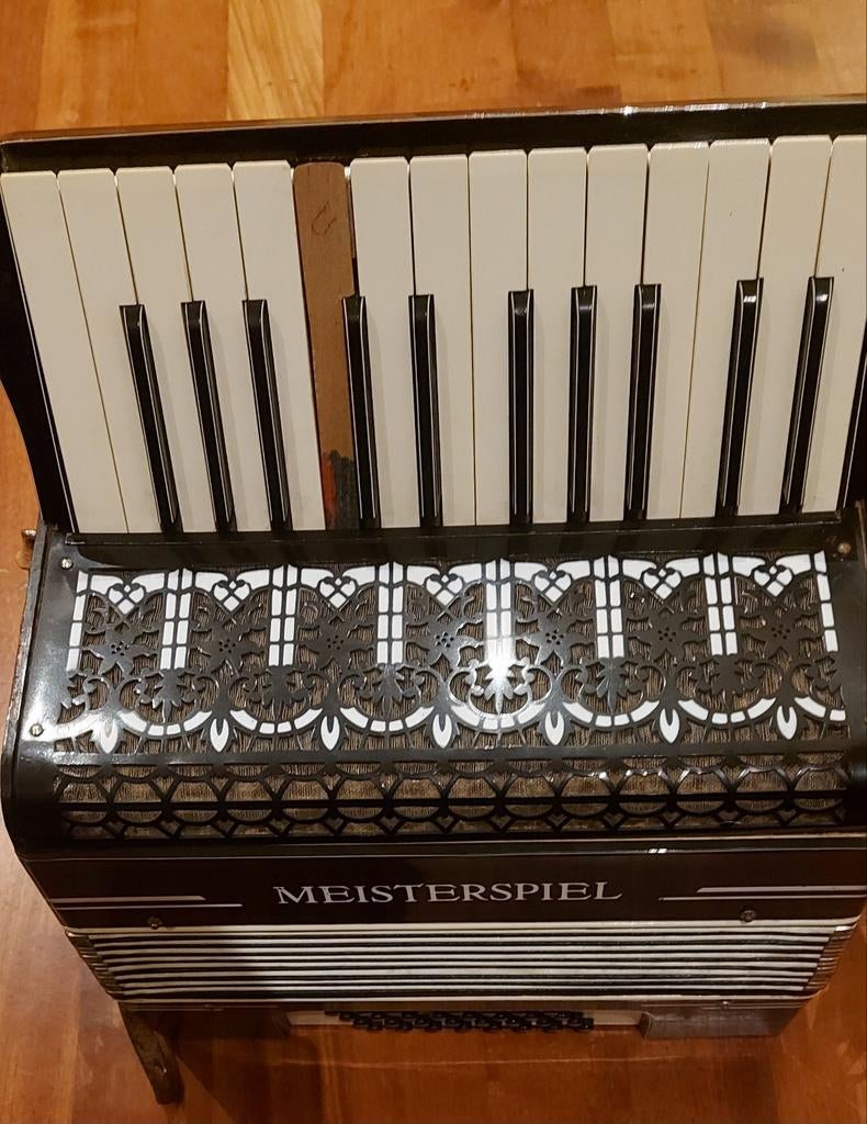 32 bas musette accordeon, Ophalen, Gebruikt, 32-bas, Overige merken