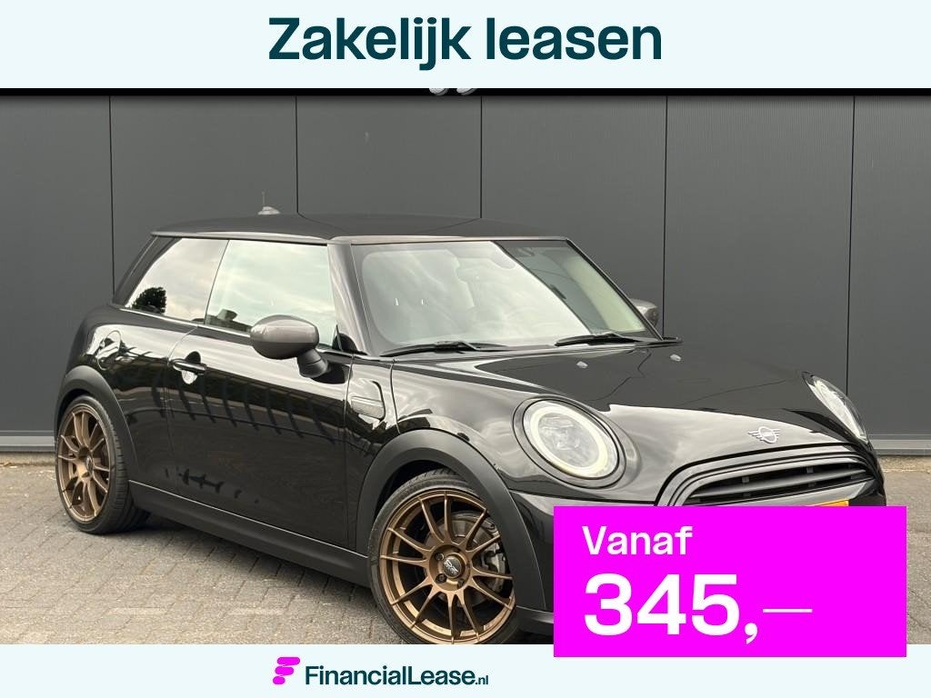 MINI Cooper 1.5 Cooper Navigatie LED Carplay NL-auto, Voorwielaandrijving, 136 pk, Gebruikt, 4 stoelen