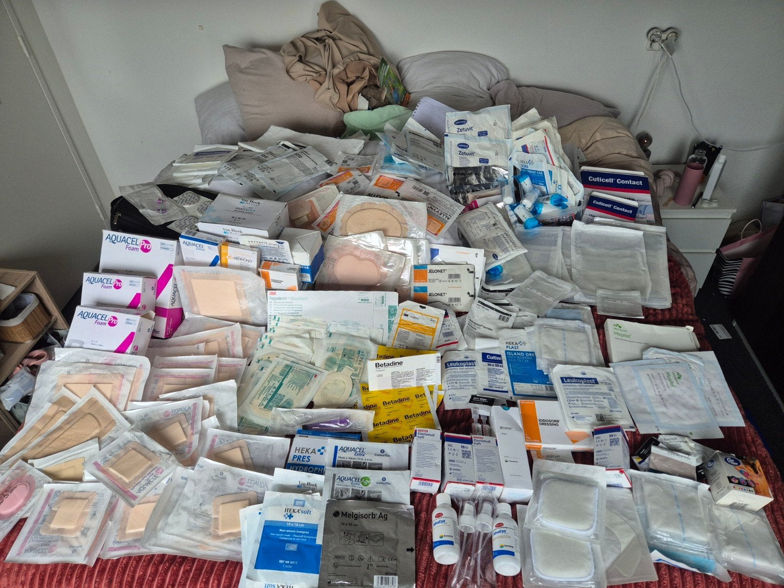 Medische wond/verbandmiddelen. één koop  €79 of los biede, Ophalen of Verzenden, Nieuw