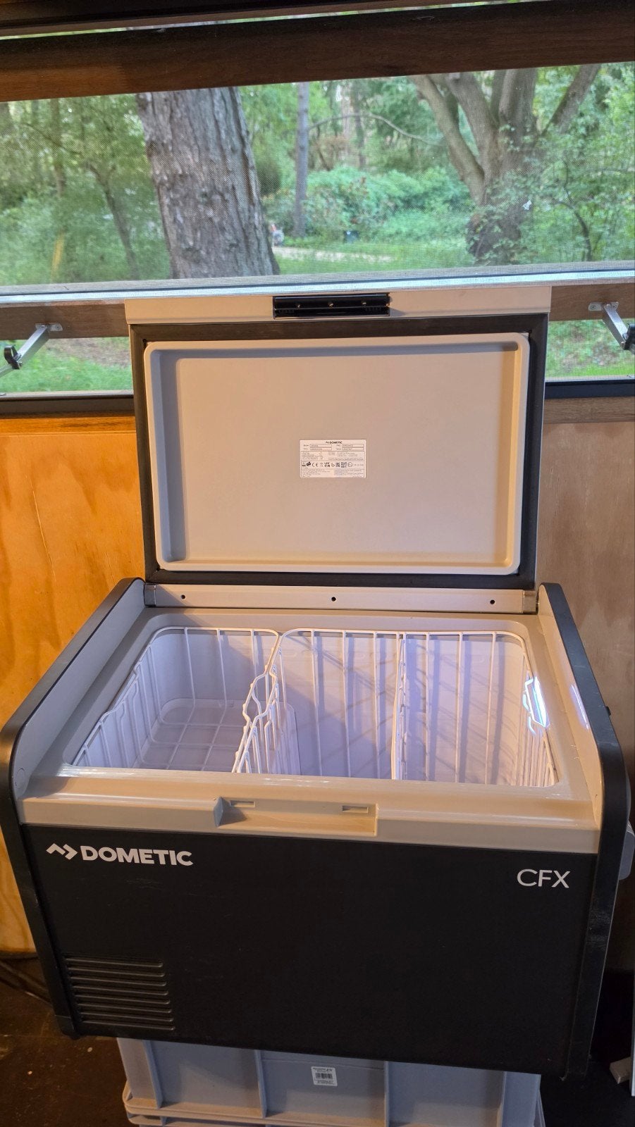 Dometic CFX3 55 liter Koelbox - nauwelijks gebruikt, Ophalen, Zo goed als nieuw, Koelbox, Compressor