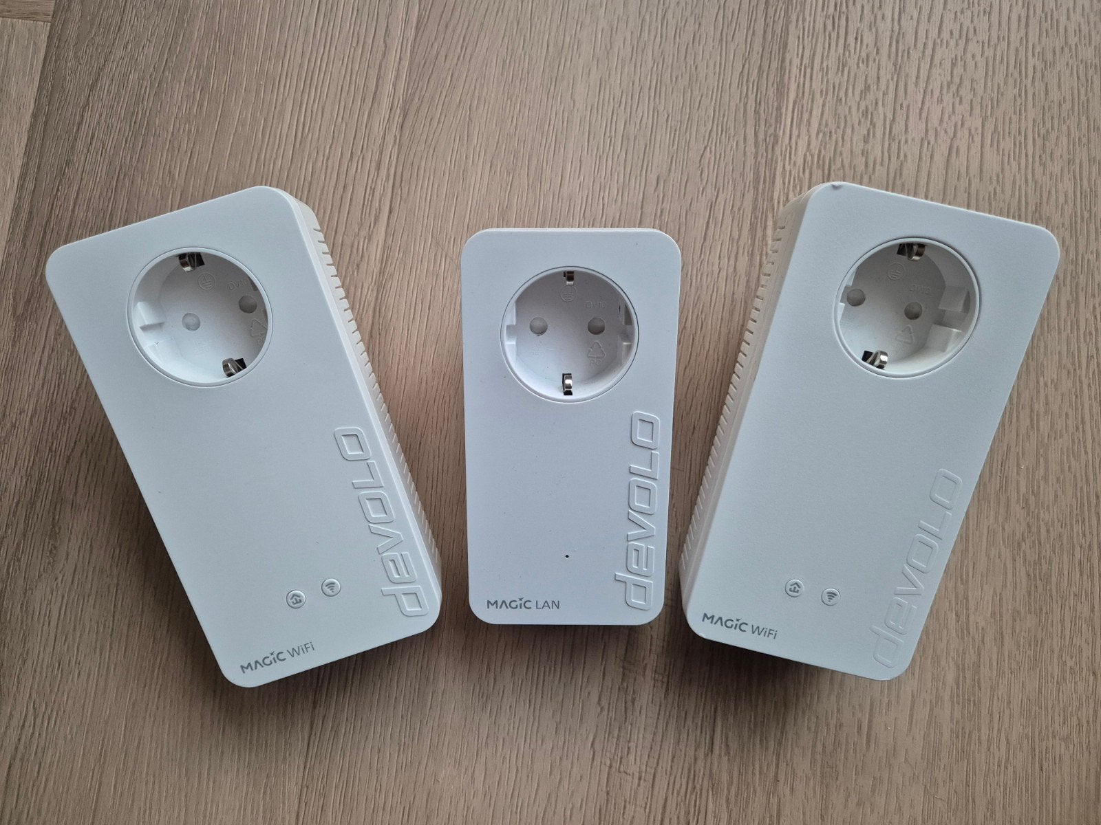 Devolo Magic 2 WiFi next Multiroom kit, Computers en Software, Ophalen of Verzenden, Zo goed als nieuw, Devolo.