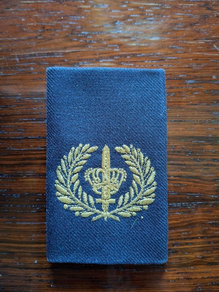 Oude rang regiopolitie brigadier embleembleem, Ophalen of Verzenden, Overige soorten, Nederland, Embleem of Badge