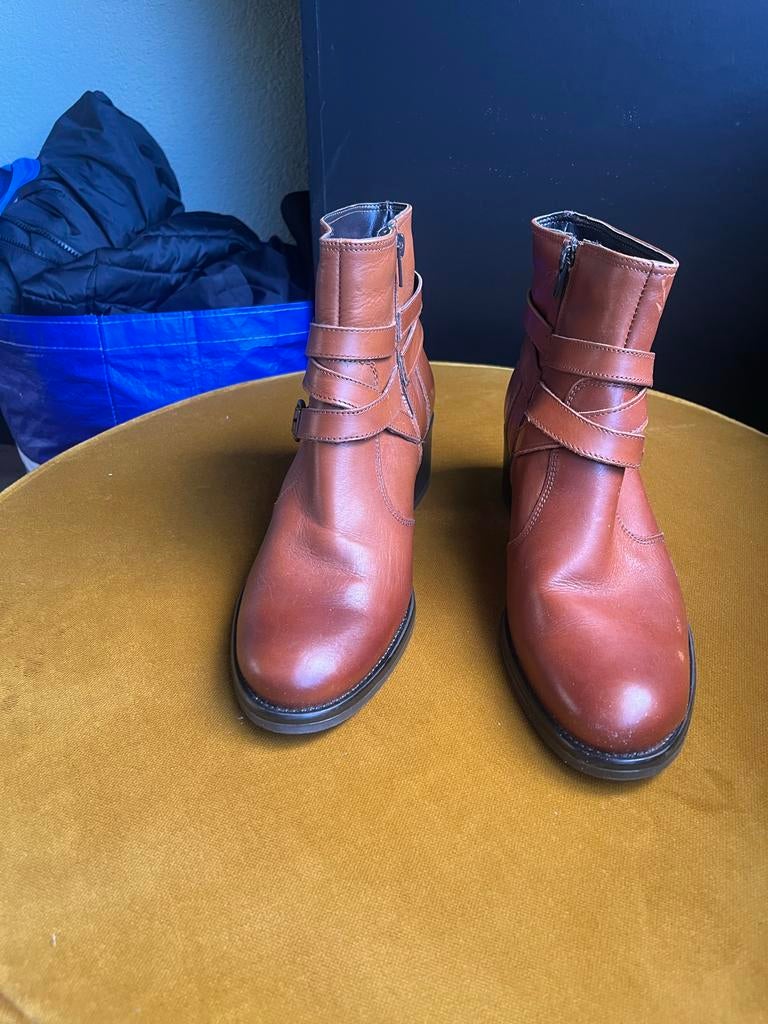 Nieuwe Hush Puppies Leren Enkellaarzen Maat 40 Bruin, Kleding | Dames, Schoenen, Ophalen of Verzenden, Zo goed als nieuw, Bruin