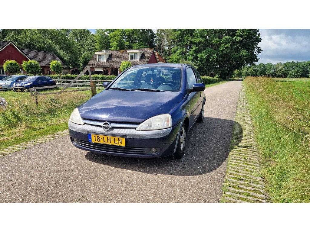 2003 Opel Corsa 1.2-16V Njoy Personenauto, Voorwielaandrijving, 450 kg, Gebruikt, 31 €/maand