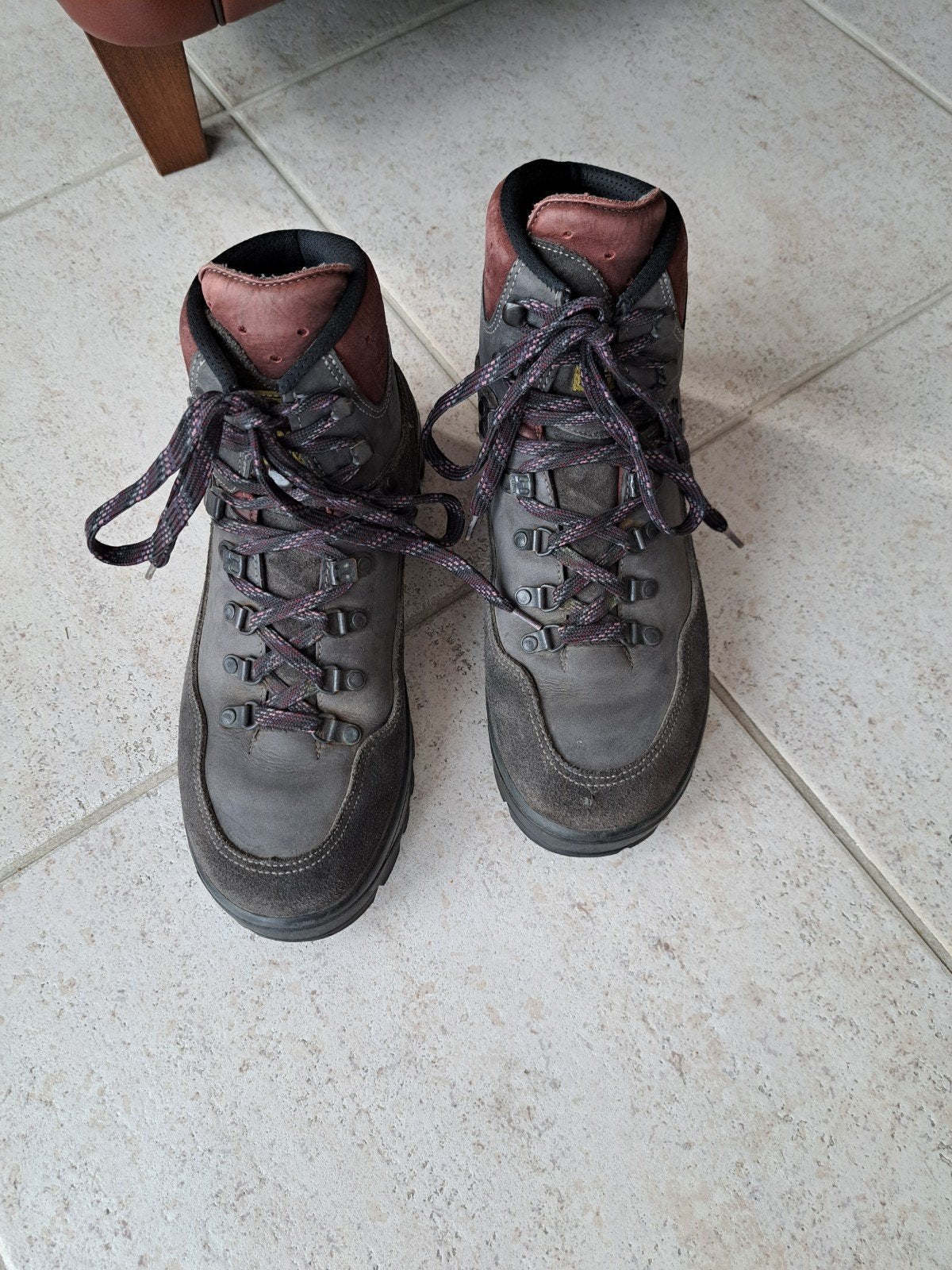 Goed uitziende leren Meindl schoenen mt42.5, Ophalen of Verzenden, Schoenen