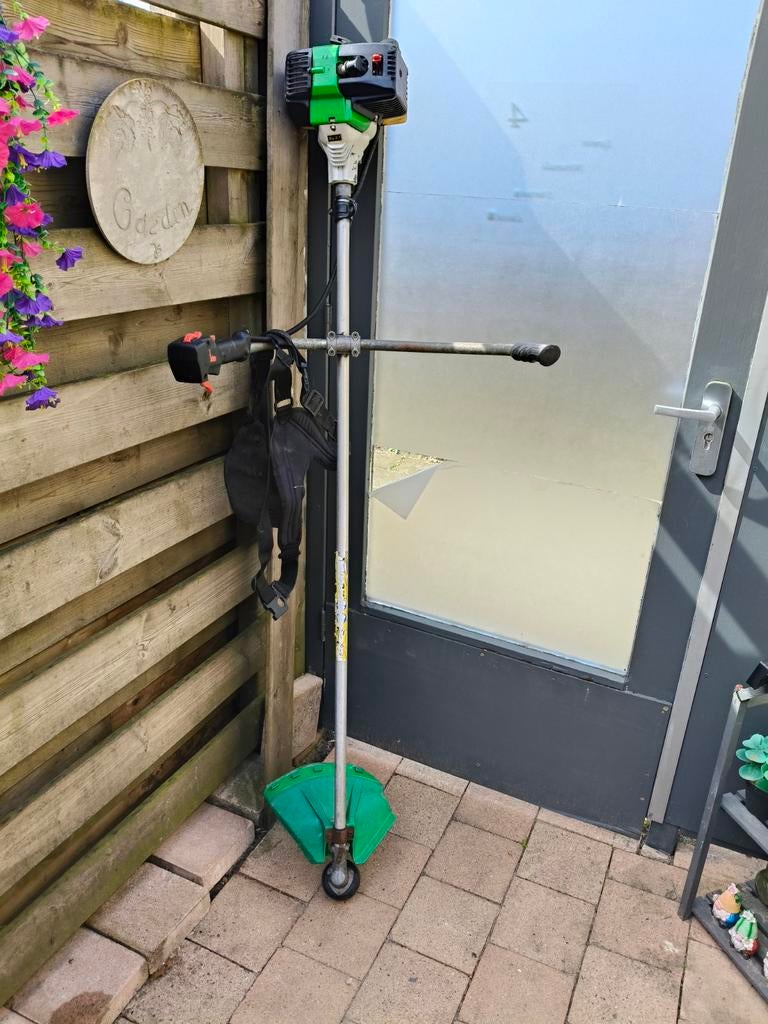 Bos maaier 2 takt, Ophalen, Gebruikt