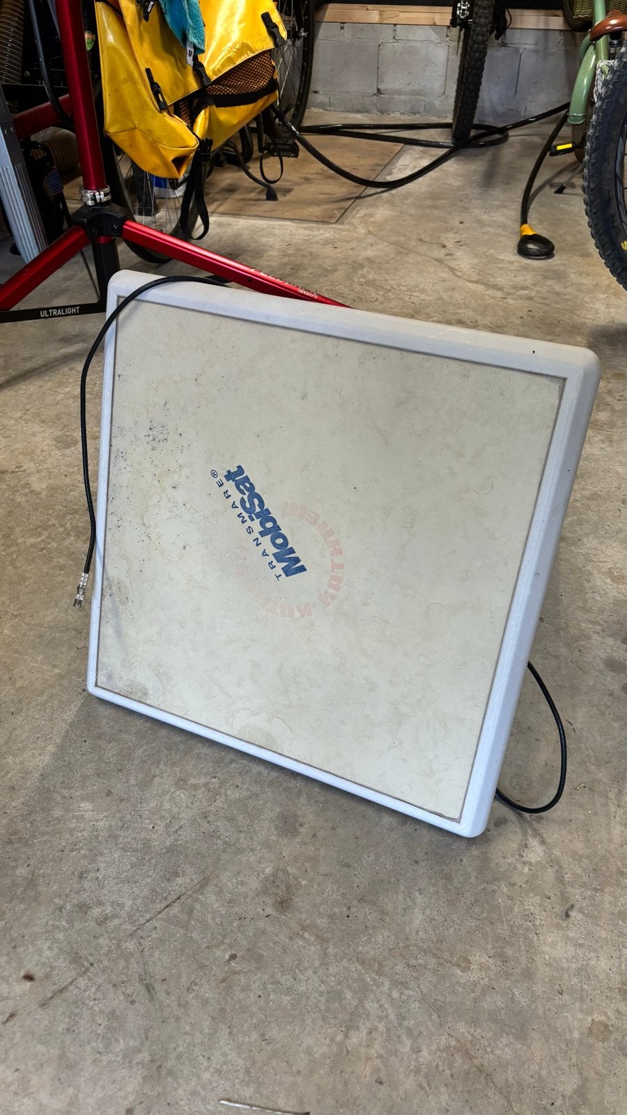 Mobiele schotel Kathrein BAS 60 voor caravan/camper, Ophalen, Gebruikt, (Schotel)antenne, Overige merken
