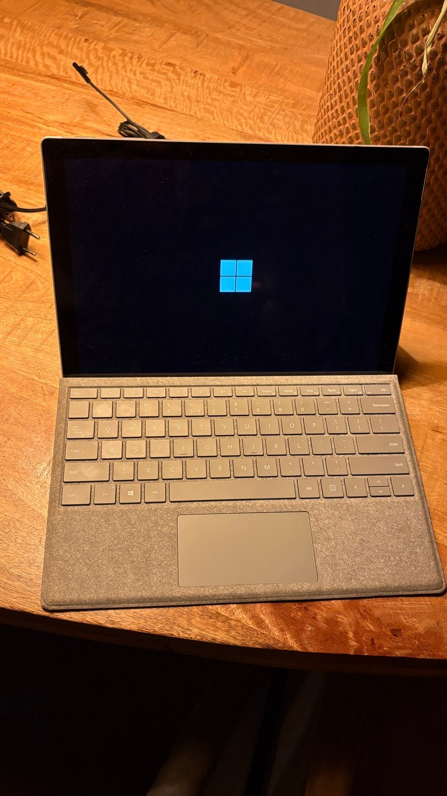 Microsoft Surface Pro 6 - 8GB RAM, 256GB opslag, Usb-aansluiting, 12 inch, Ophalen of Verzenden, Zo goed als nieuw