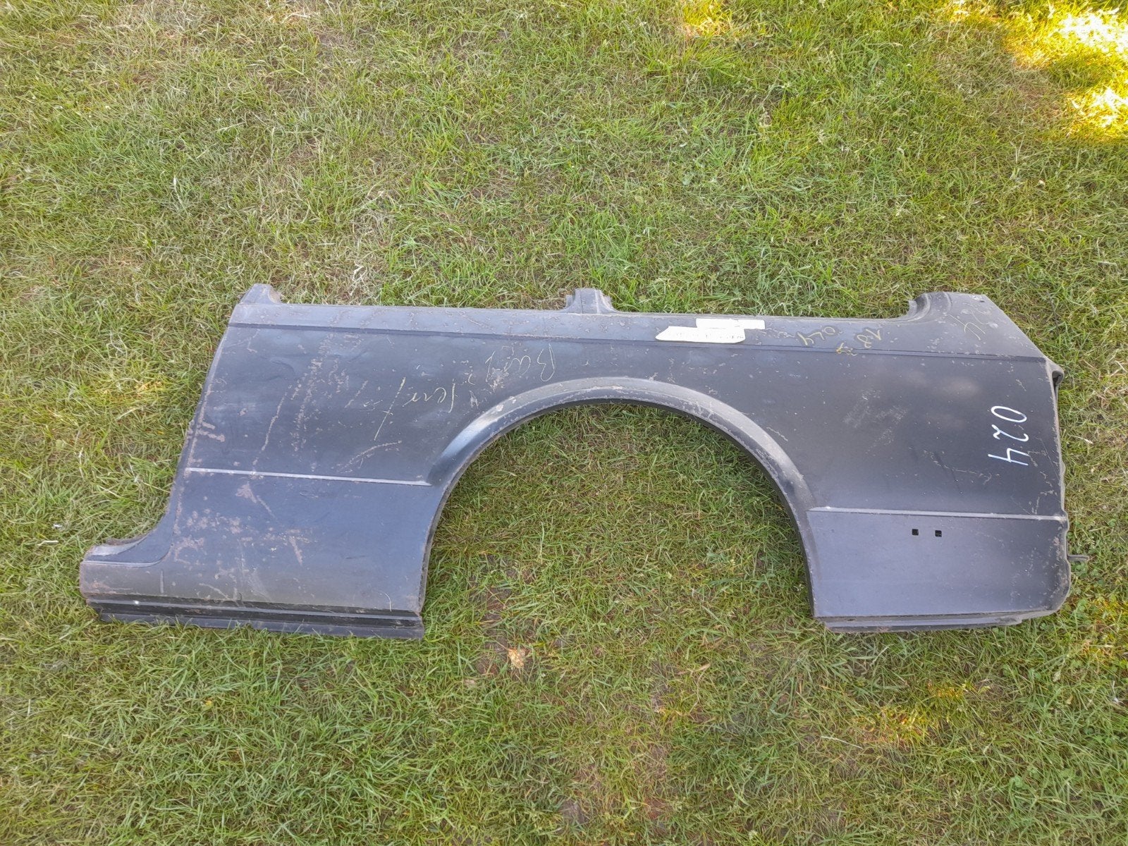 Opel Kadett D achter zij paneel.  Nieuw, 2 deurs Caravan, Ophalen, Overige automerken, Nieuw, Spatbord
