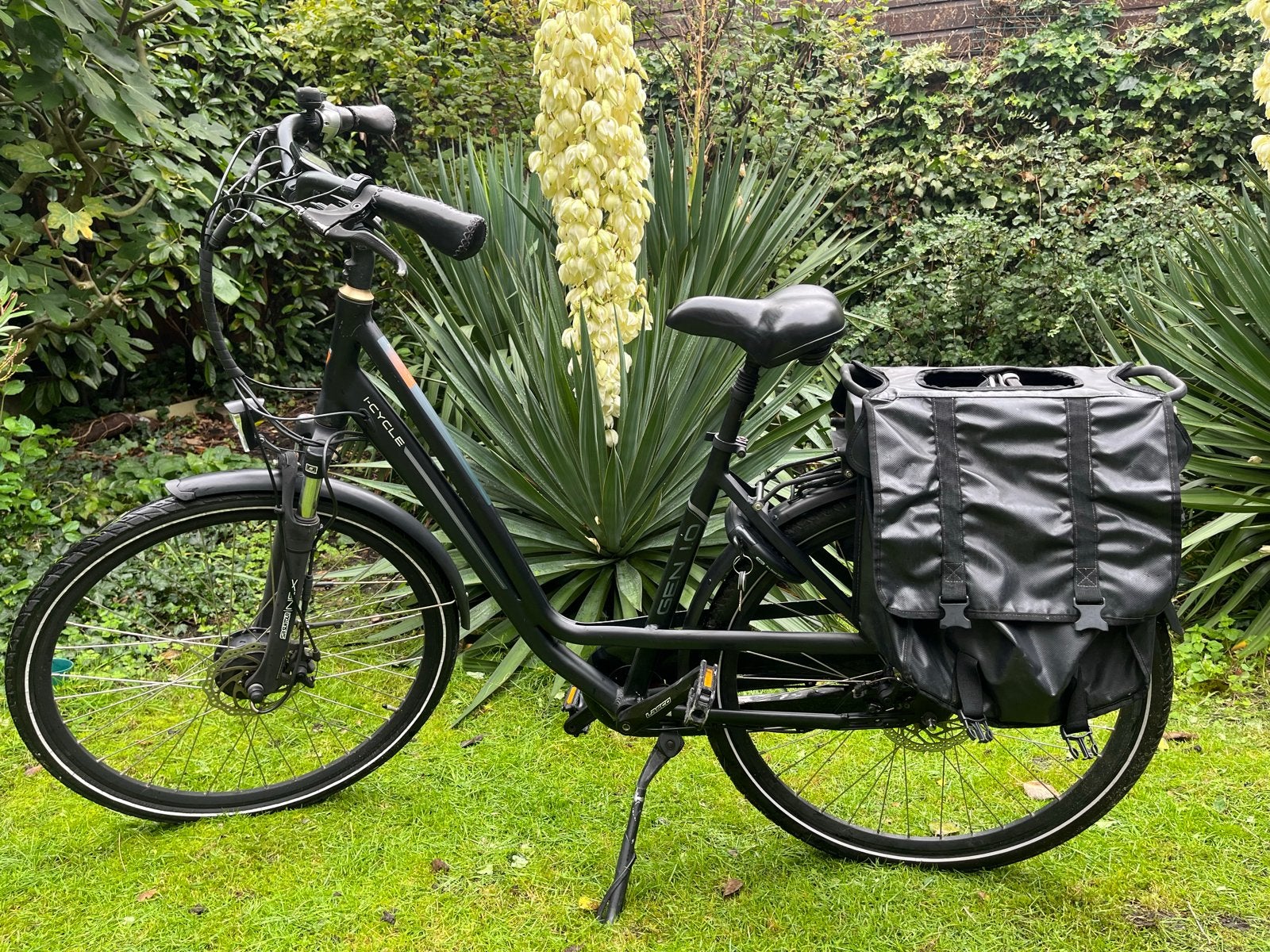 I-cycle Gen F1.0 elektrische damesfiets - Matzwart, Fietsen en Brommers, Gebruikt, 51 tot 55 cm, 30 tot 50 km per accu, Ophalen