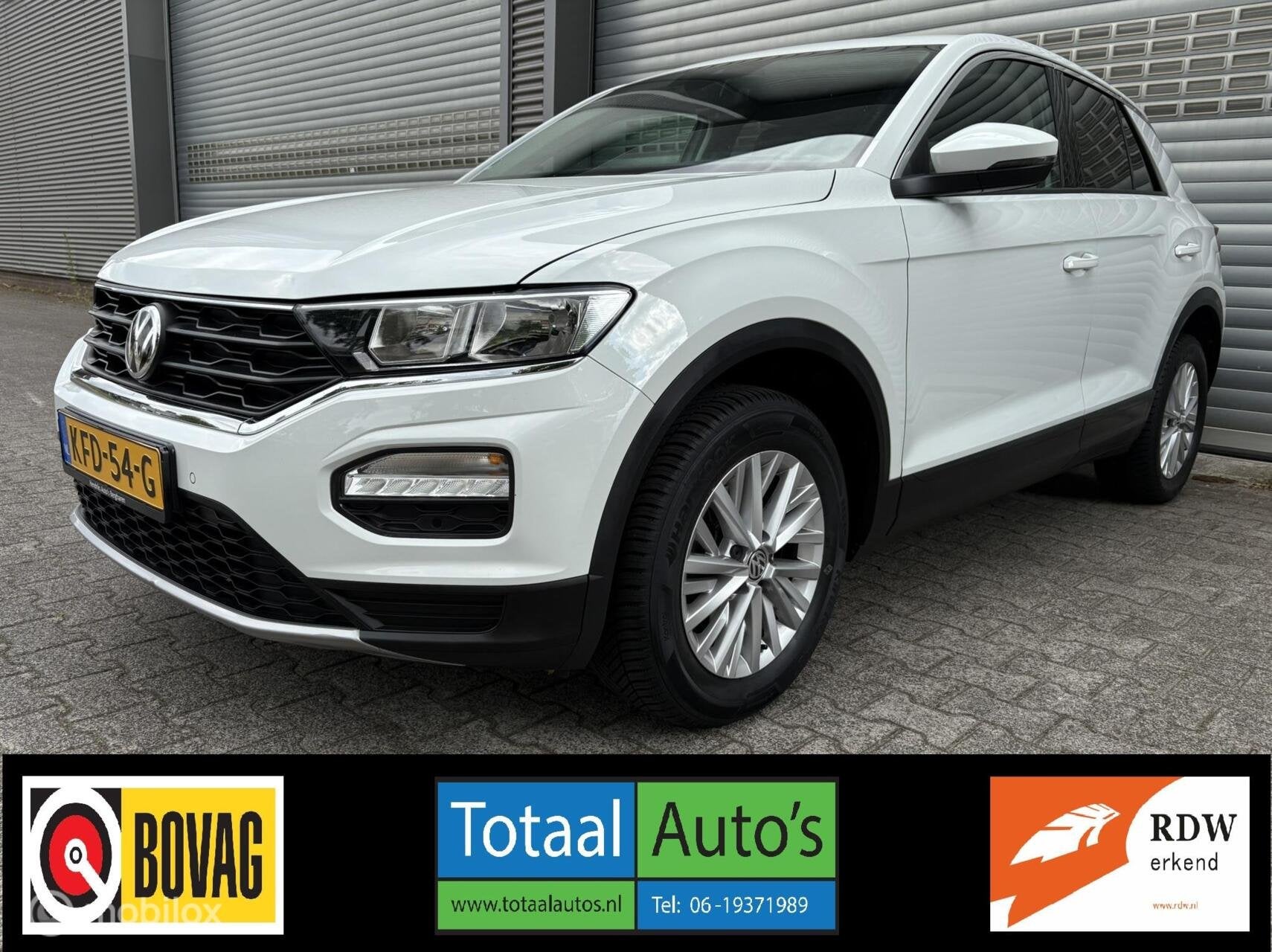 Volkswagen T-Roc 1.0 TSI*NAVI*CRUISE*STOELVERW*NIEUWE BANDEN, Voorwielaandrijving, Gebruikt, Euro 6, Wit