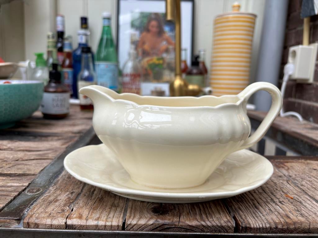 Antieke juskom met schotel - Société Céramique Maestricht, Antiek en Kunst, Antiek | Servies los, Ophalen of Verzenden