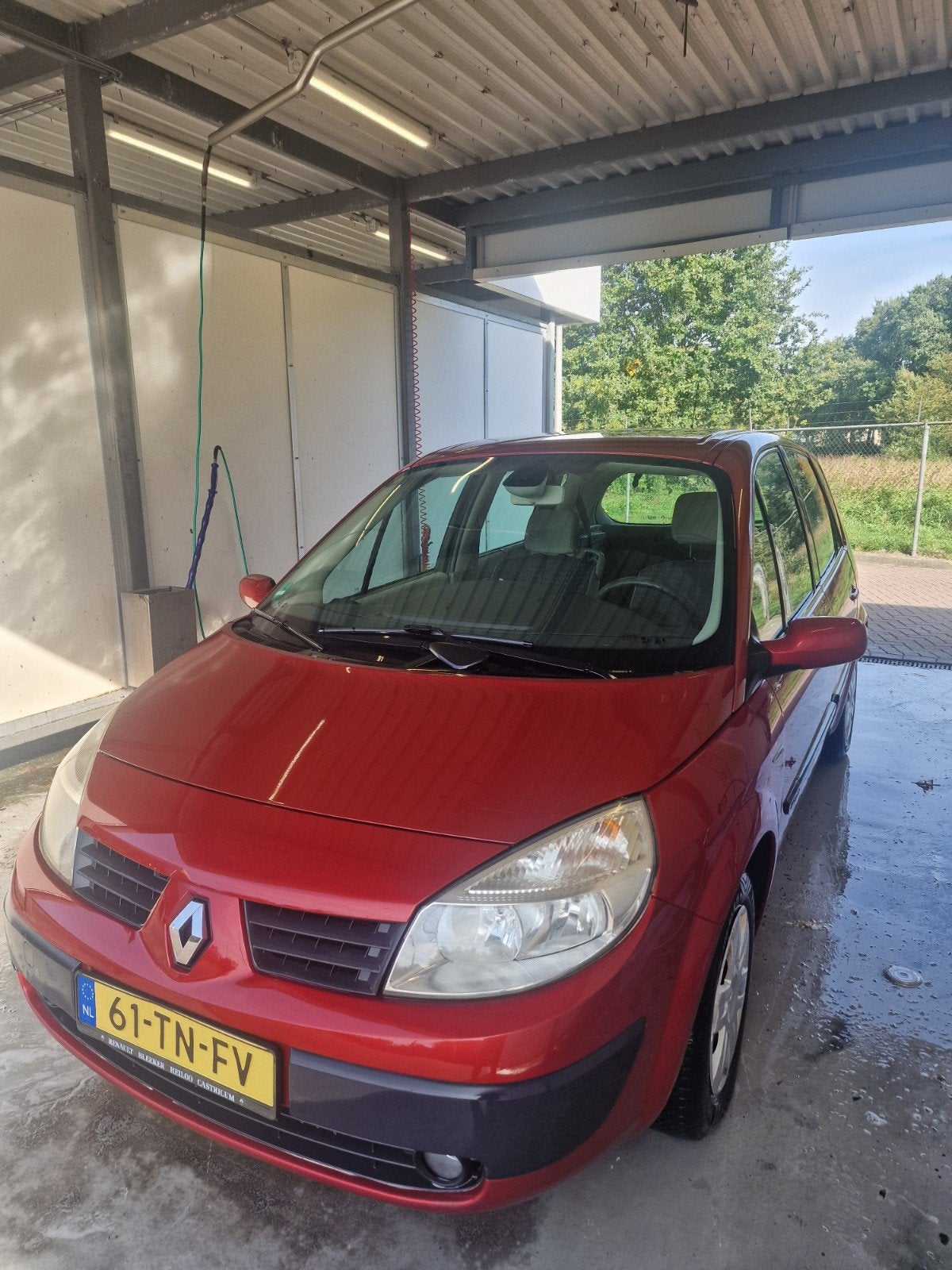 Ruime Renault Scénic 1.6 16V 82KW 2006 Rood, Voorwielaandrijving, Stof, 4 cilinders, Particulier