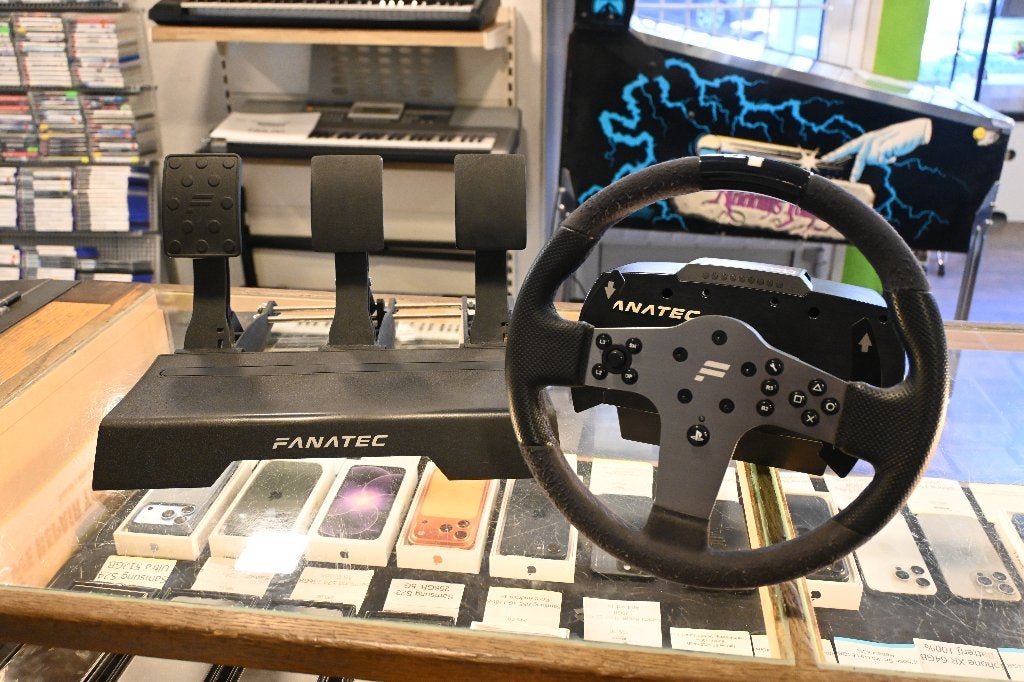 Fanatec CSL Elite + Pedals Playstation racestuur, Computers en Software, Fanatec, Fanatec, Ophalen of Verzenden, Niet gespecificeerd