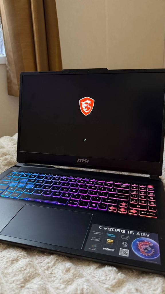 MSI Cyborg 15 A13V, Met videokaart, 2 tot 3 Ghz, Ophalen of Verzenden, Zo goed als nieuw