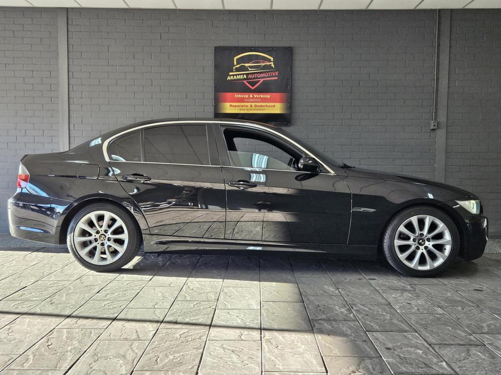 BMW 3-serie 320i High Executive |CARPLAY|CAMERA|XENON|TREKHA, Achterwielaandrijving, Beige, 4 cilinders, 150 pk
