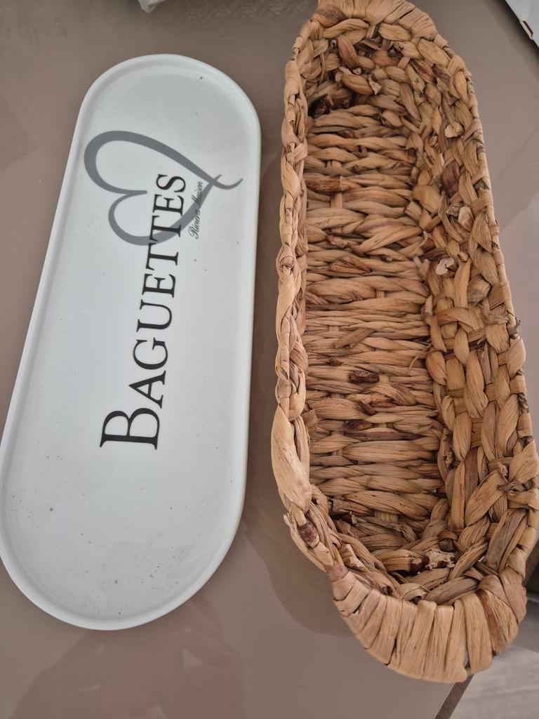 Riviera Maison Broodmandje, Huis en Inrichting, Woonaccessoires | Schalen en Manden, Ophalen of Verzenden, Zo goed als nieuw, Rond