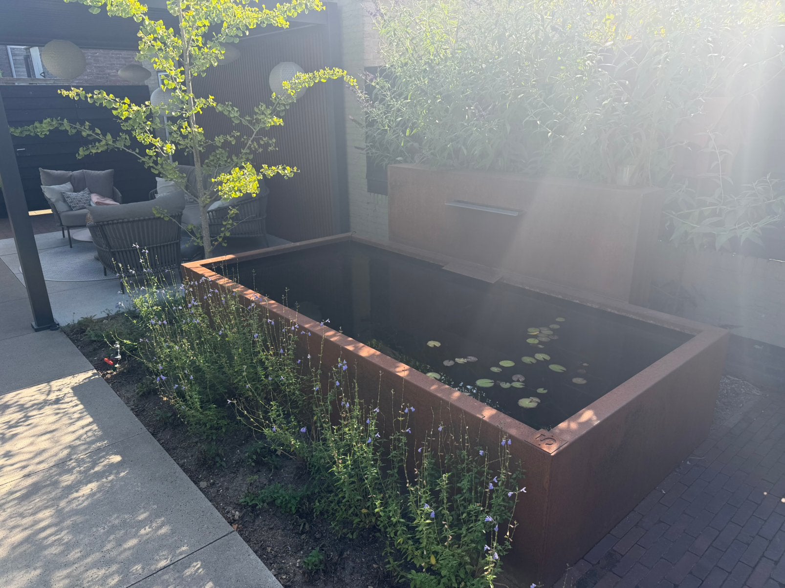 Cortenstale vijver met waterval 300x150, Ophalen, Zo goed als nieuw