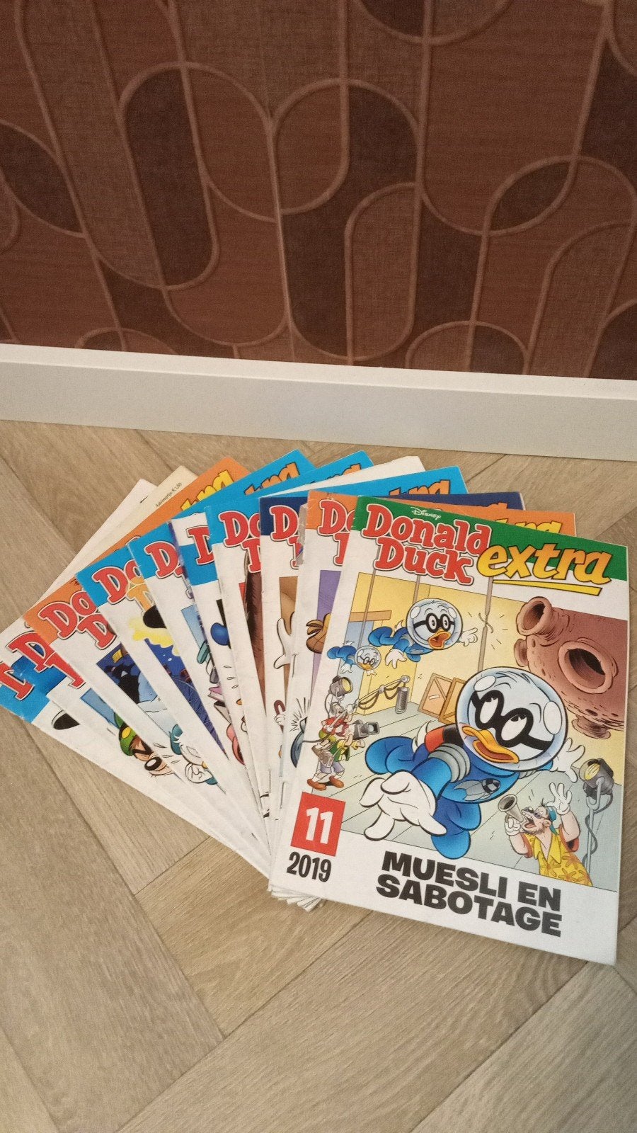 10x Donald duck extra leuke prijs meer junior Katrien duck!, Meerdere stripboeken, Ophalen of Verzenden, Donald Duck