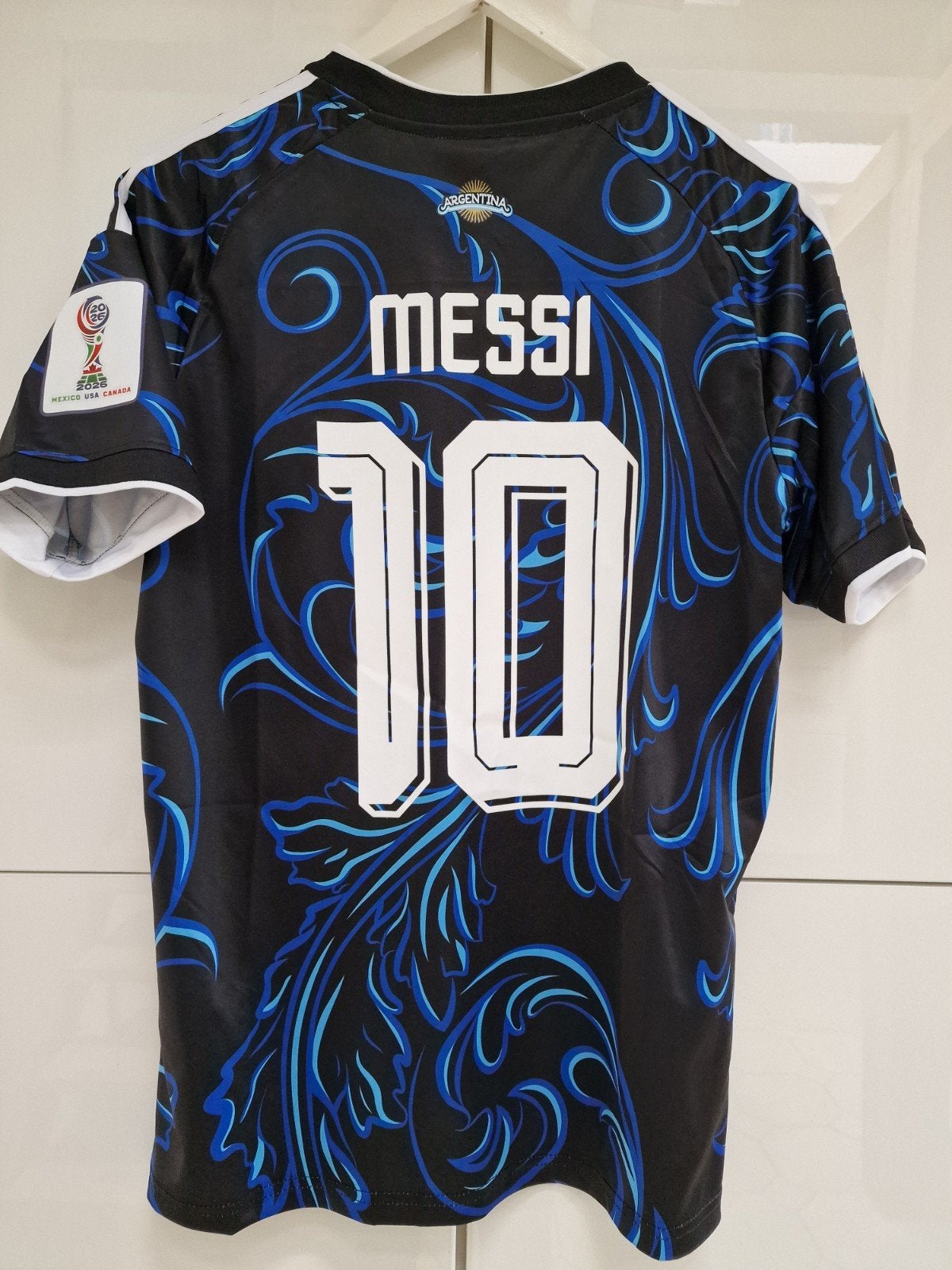 Nieuw WK 2026 Messi voetbal shirt maat M, Sport en Fitness, Voetbal, Ophalen of Verzenden, Nieuw, Shirt