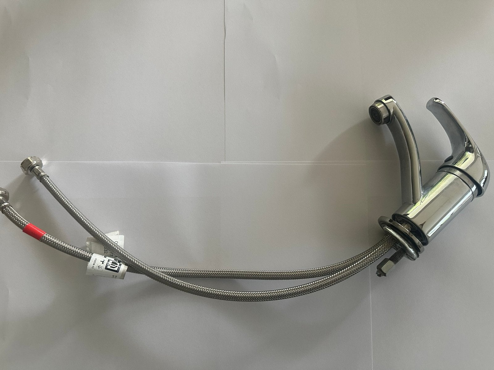 Nieuwe chromen mengkraan Ikea type Olskar, Doe-het-zelf en Verbouw, Ophalen, Nieuw, Chroom, Kraan