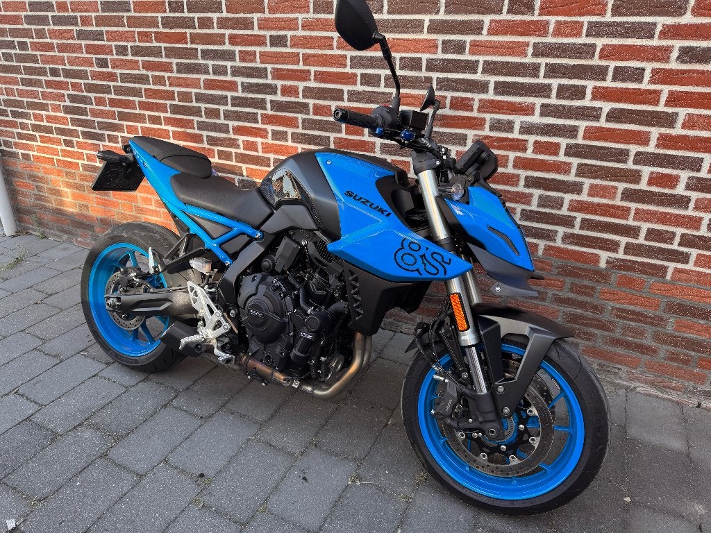 Suzuki GSX-8S naked bike A2 mogelijk, Motoren, Motoren | Suzuki, 2 cilinders, Traction Control, Occasion, Particulier